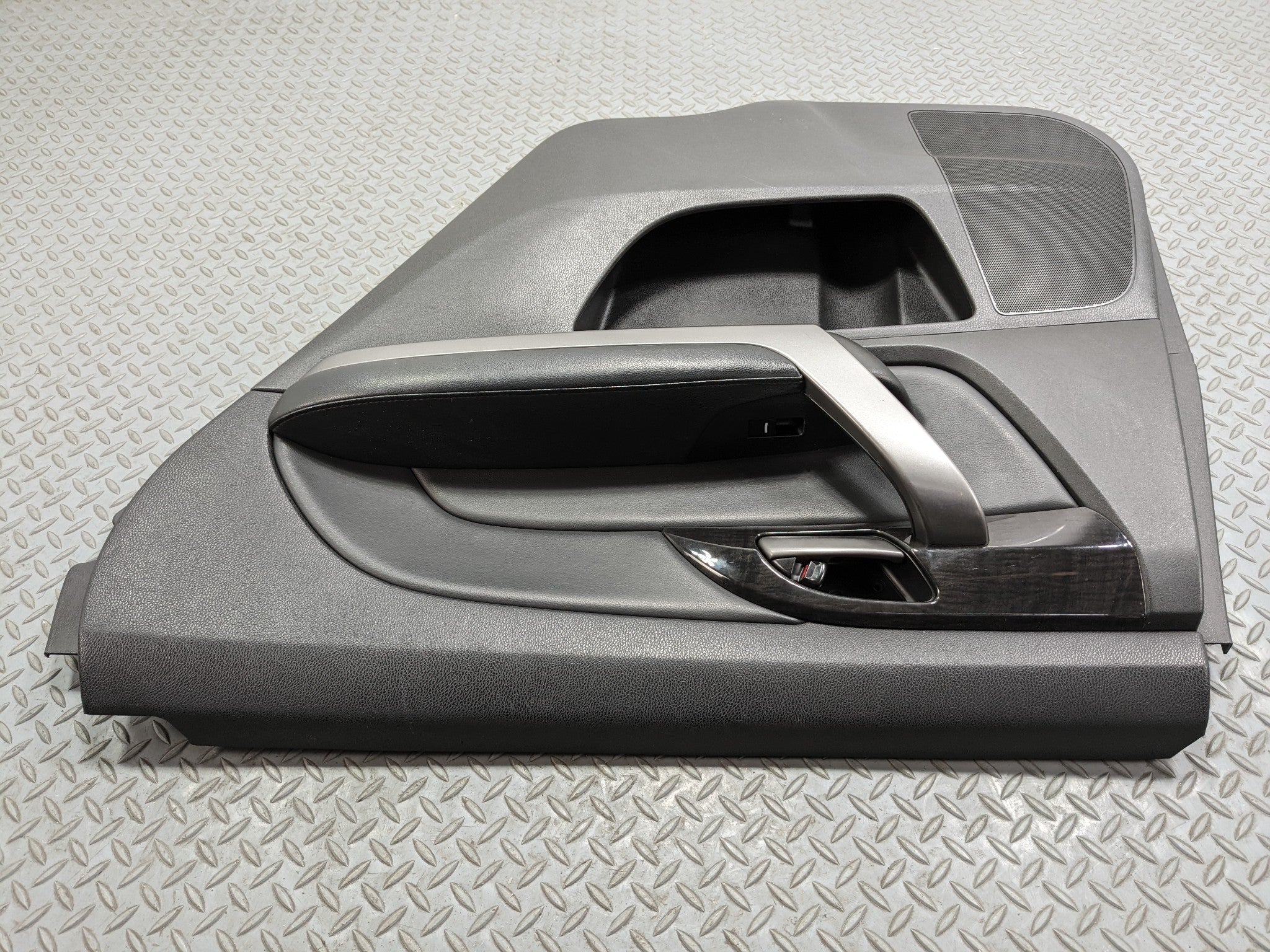 2007 - 2009 ACURA MDX OEM INTERIOR DOOR TRIM PANEL REAR RIGHT PASSENGER SIDE