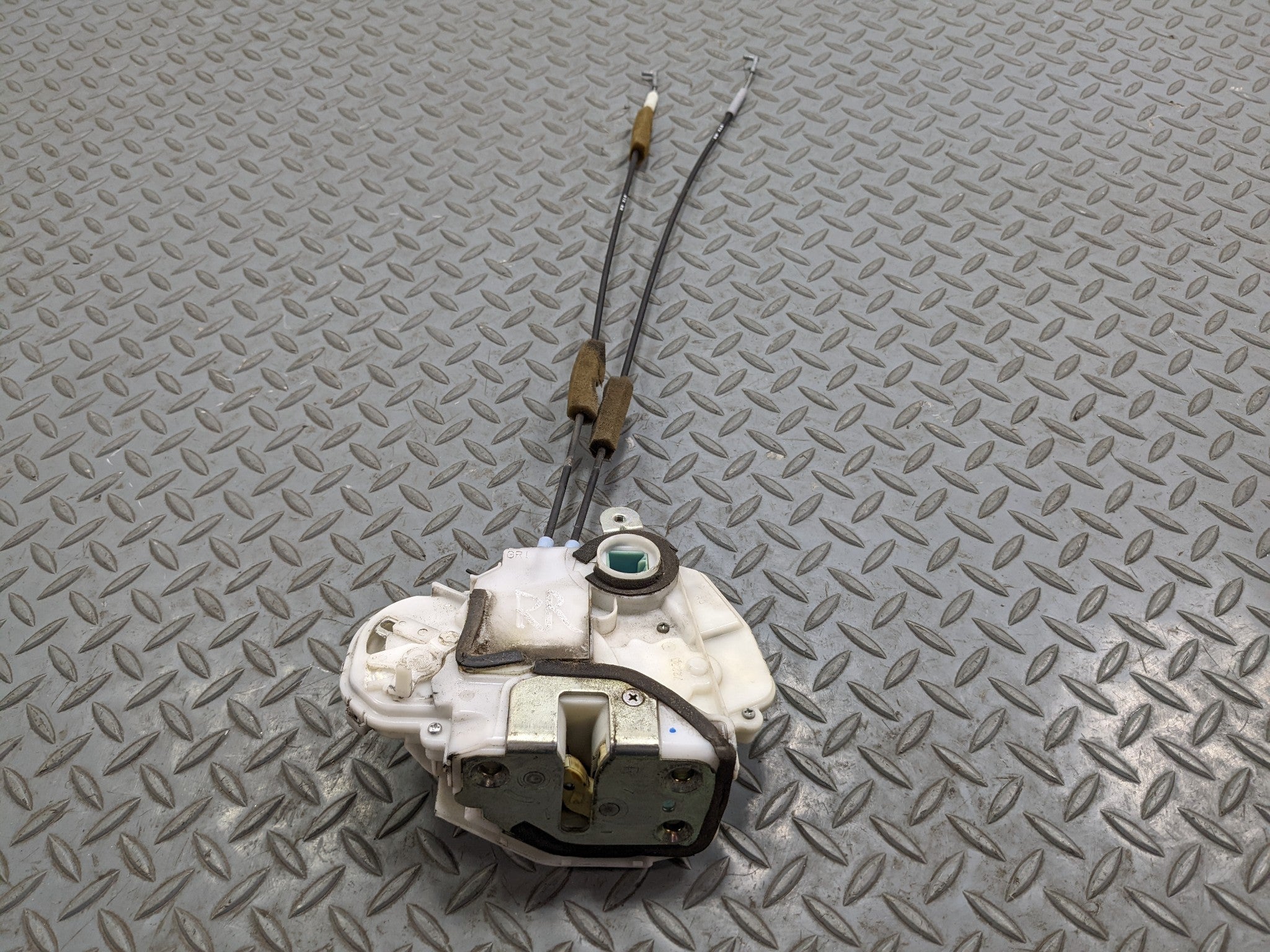 2007 - 2009 ACURA MDX OEM DOOR LOCK LATCH ACTUATOR REAR RIGHT PASSENGER SIDE