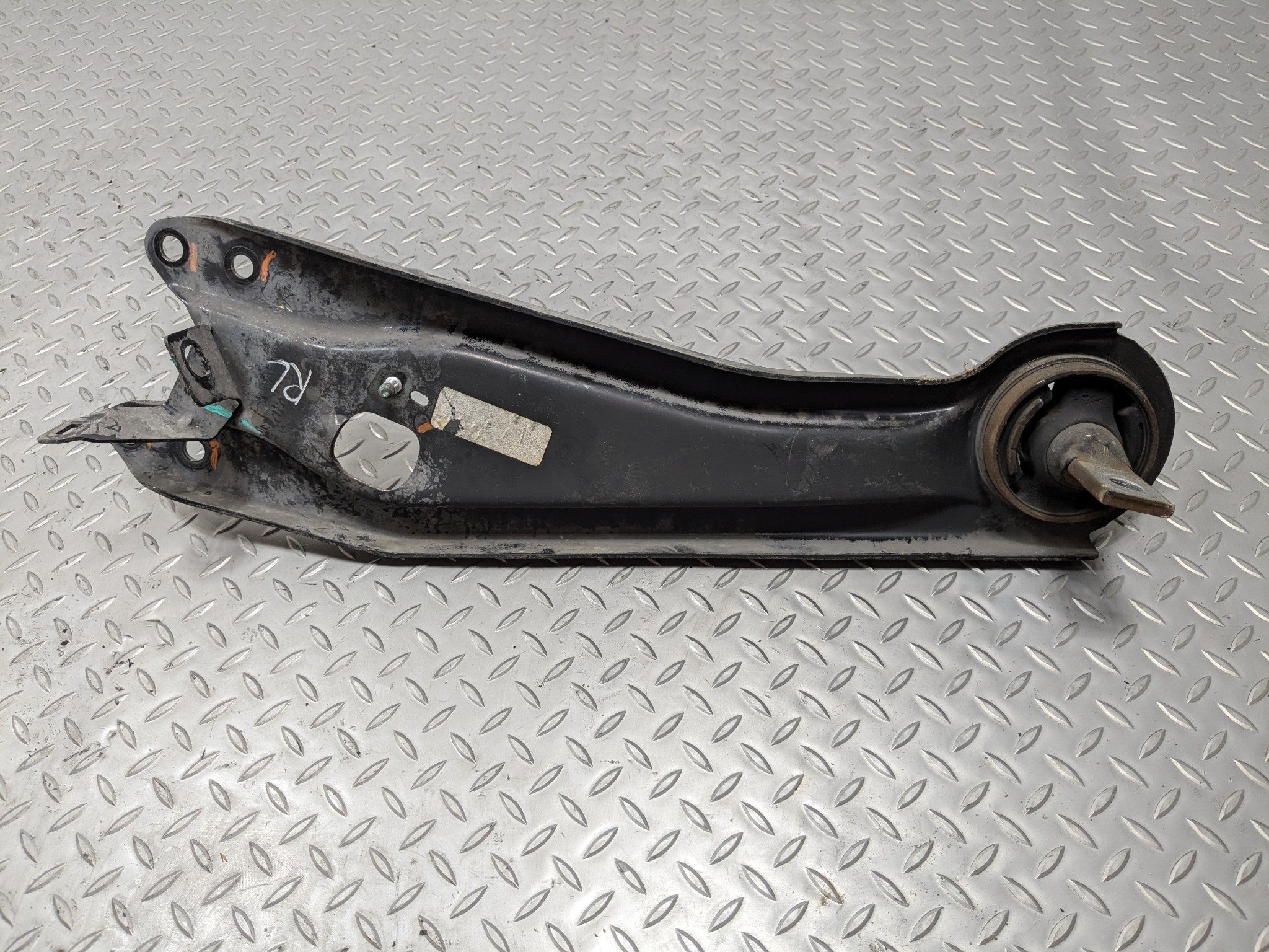 2007 - 2013 ACURA MDX OEM LOWER TRAILING CONTROL ARM REAR LEFT DRIVER SIDE