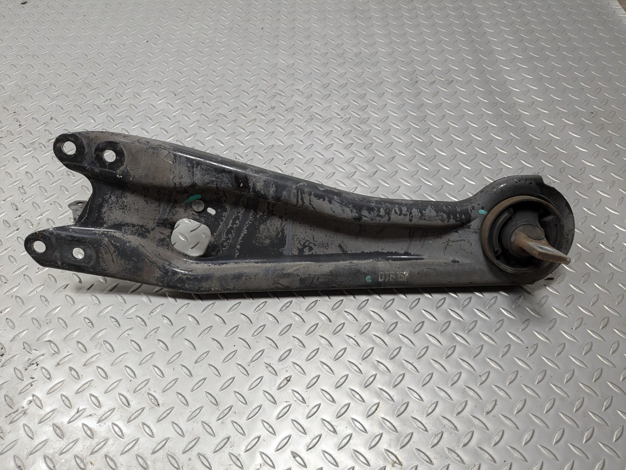 2007 - 2013 ACURA MDX OEM LOWER TRAILING CONTROL ARM REAR RIGHT PASSENGER SIDE