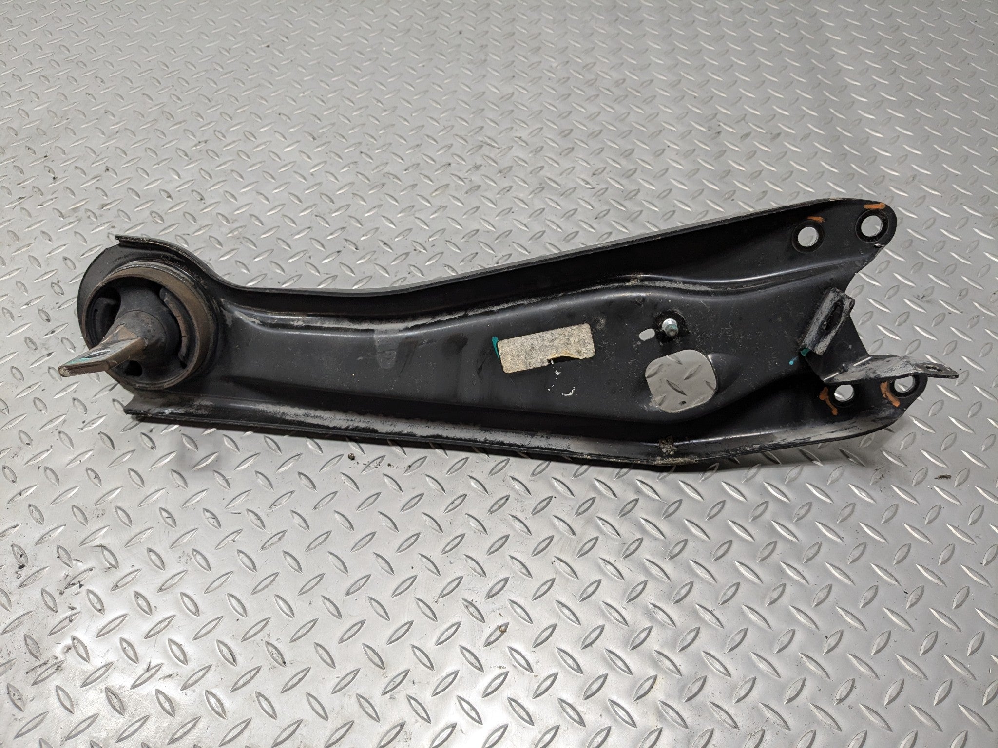2007 - 2013 ACURA MDX OEM LOWER TRAILING CONTROL ARM REAR RIGHT PASSENGER SIDE
