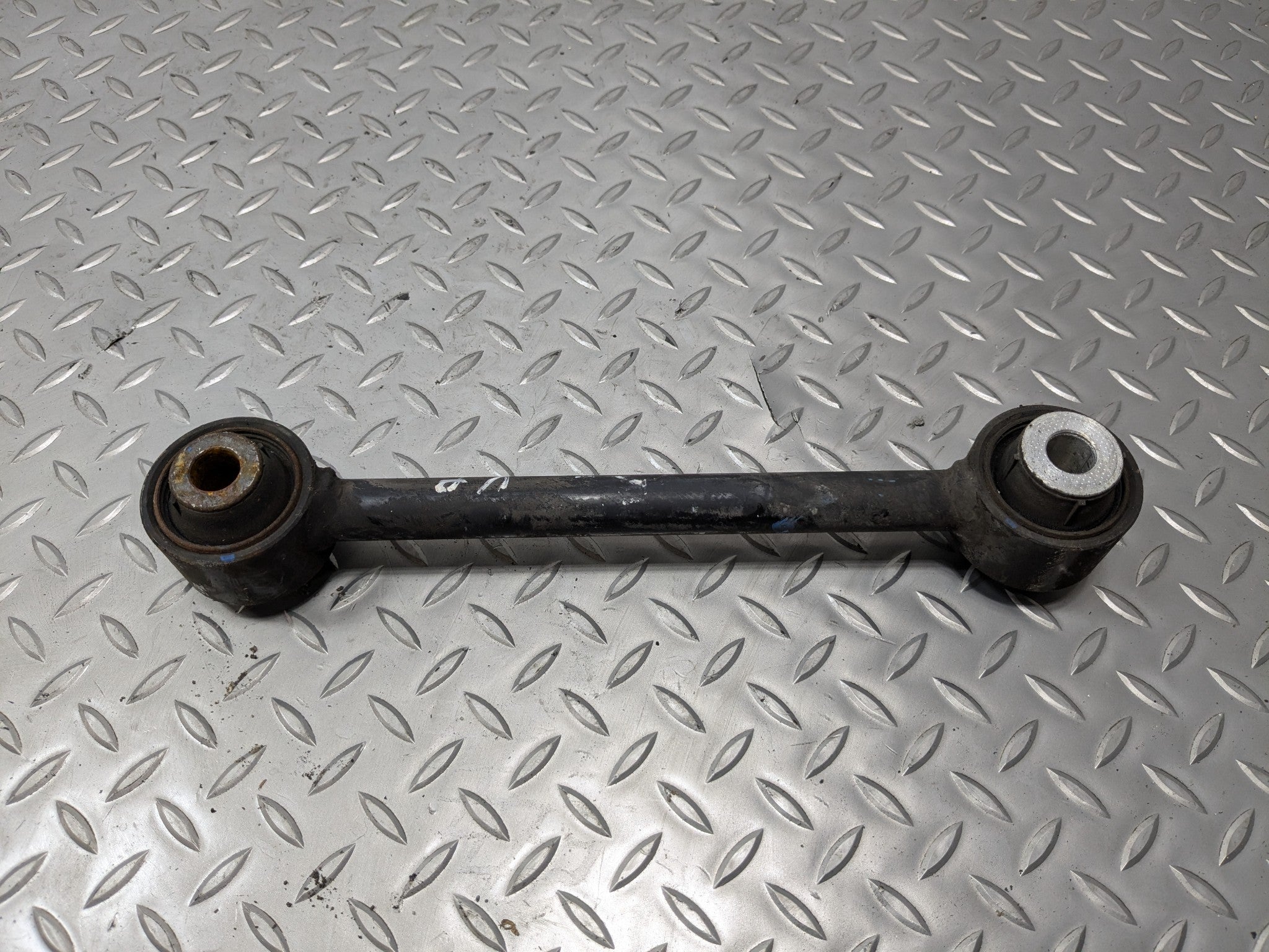 2007 - 2009 ACURA MDX OEM LOWER CONTROL ARM REAR LEFT DRIVER SIDE