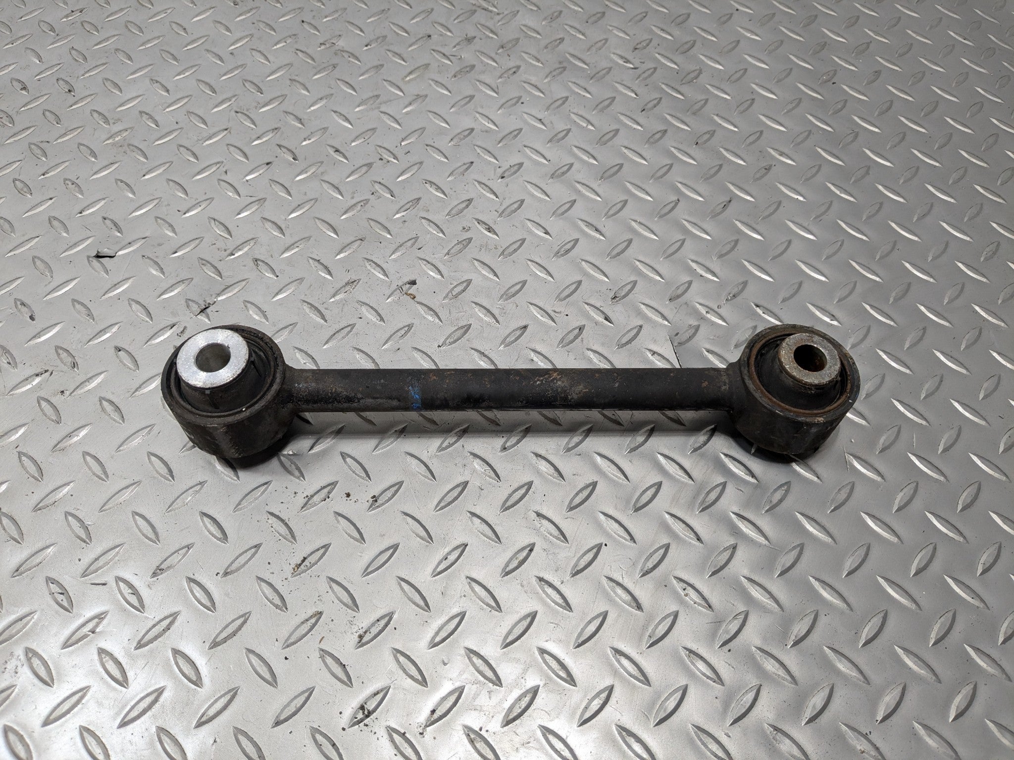 2007 - 2009 ACURA MDX OEM LOWER CONTROL ARM REAR LEFT DRIVER SIDE