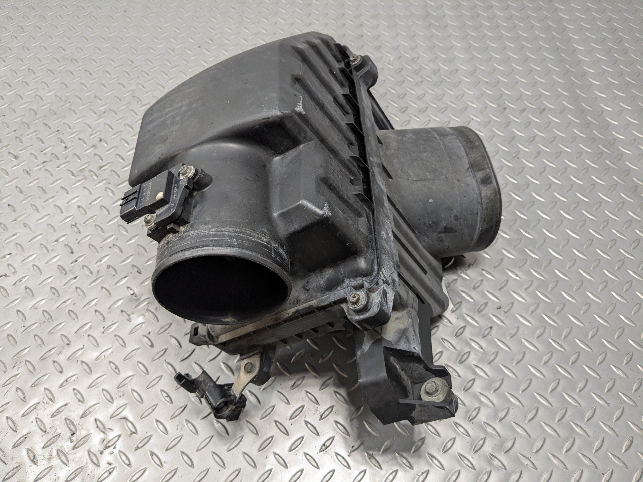 2007 - 2013 ACURA MDX OEM 3.7L 6 CYLINDER ENGINE AIR CLEANER BOX ASSEMBLY