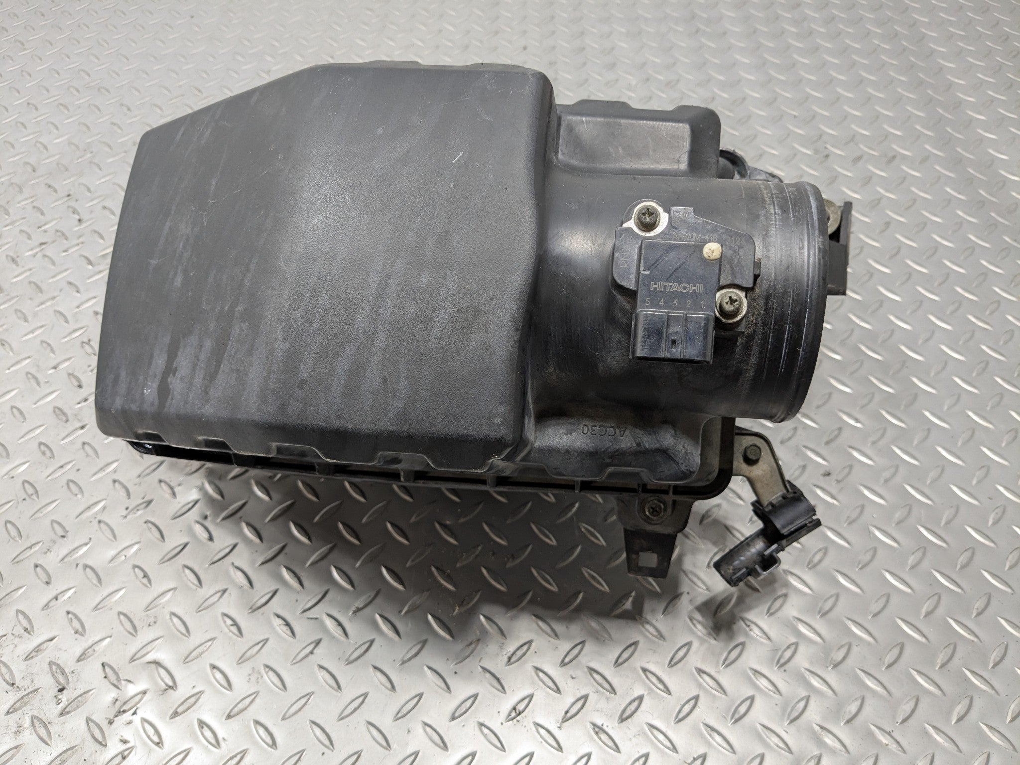 2007 - 2013 ACURA MDX OEM 3.7L 6 CYLINDER ENGINE AIR CLEANER BOX ASSEMBLY