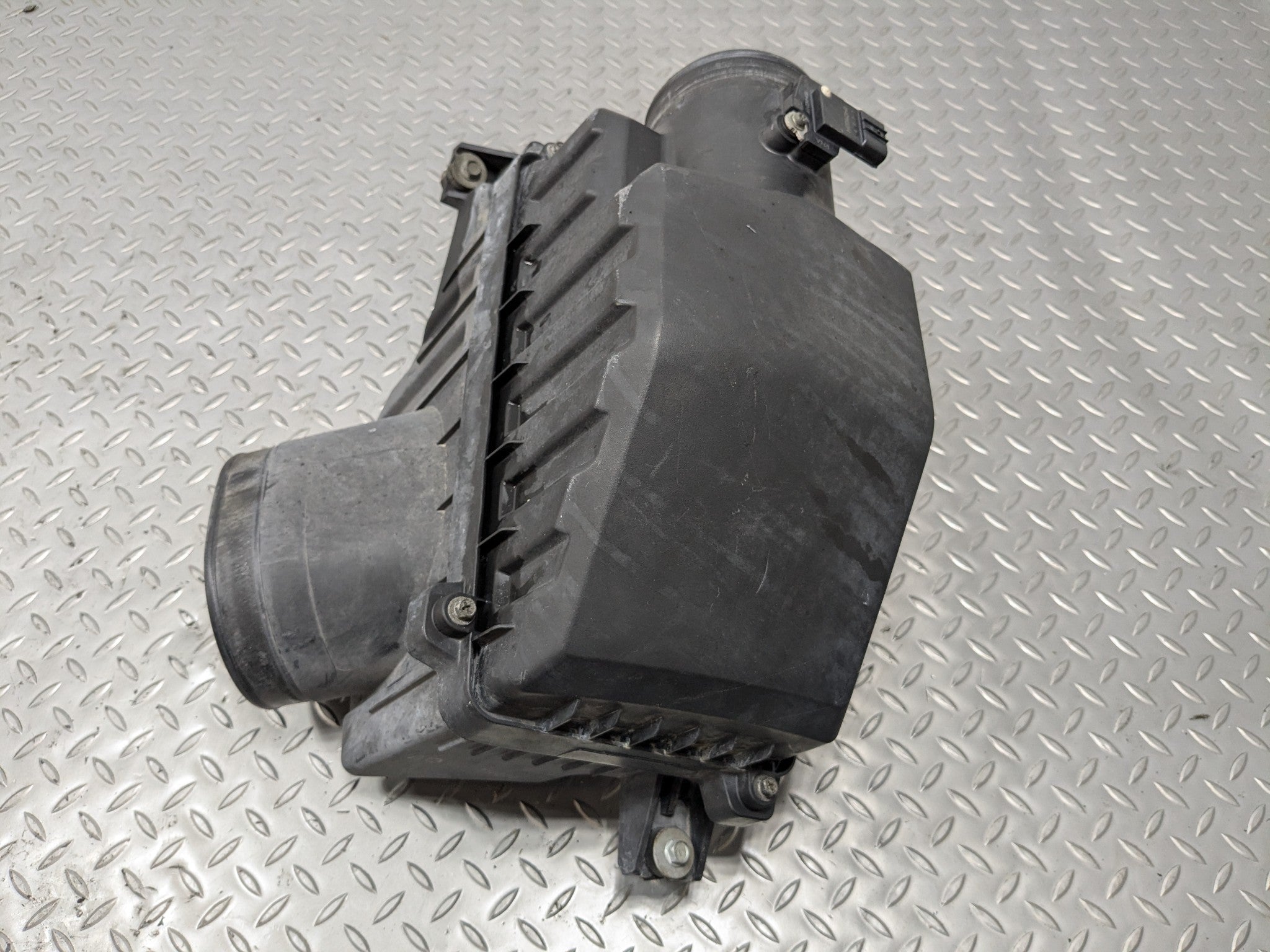 2007 - 2013 ACURA MDX OEM 3.7L 6 CYLINDER ENGINE AIR CLEANER BOX ASSEMBLY