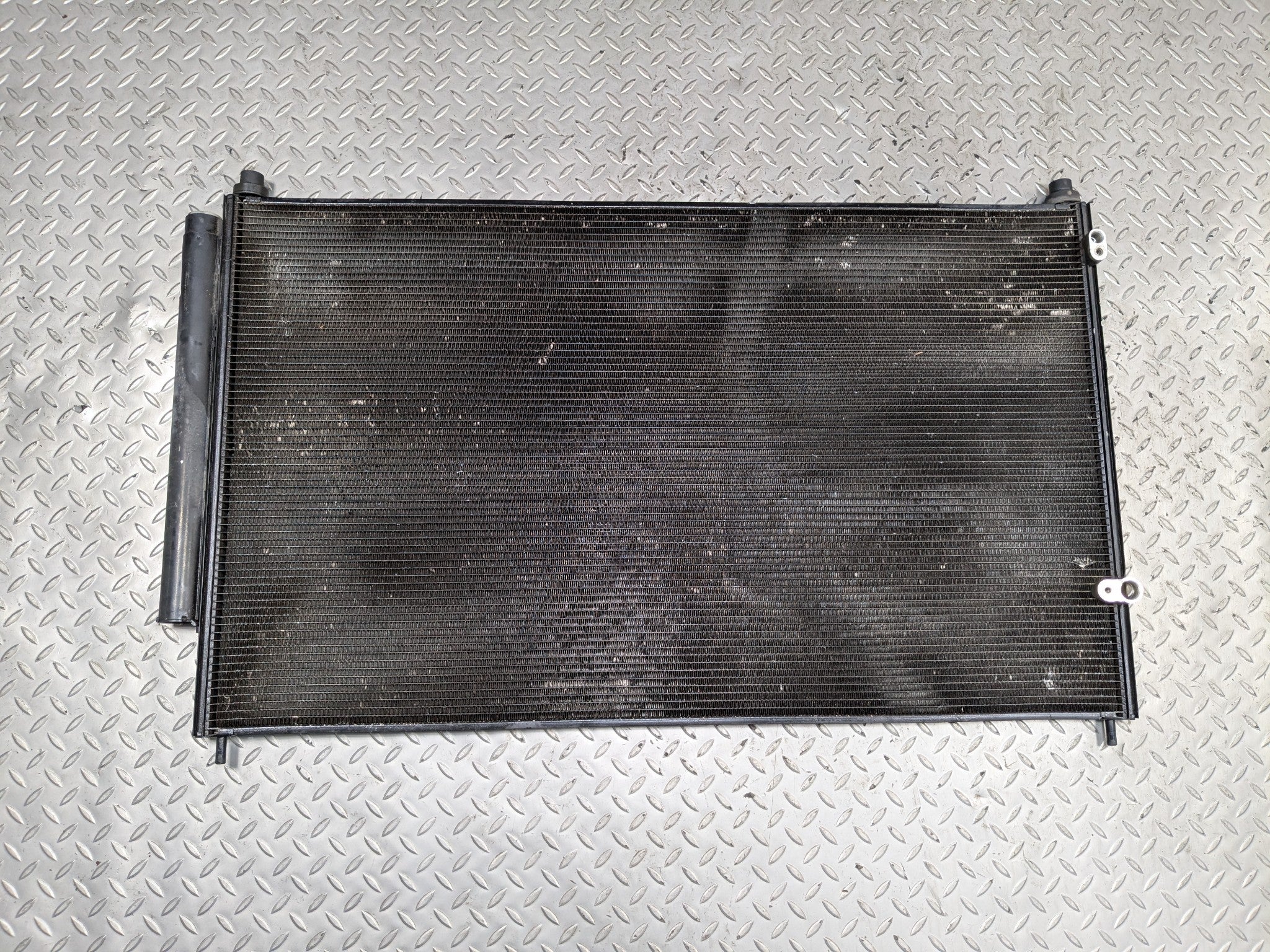 2007 - 2009 ACURA MDX OEM AIR CONDITIONING CONDENSER ASSEMBLY 3.7L