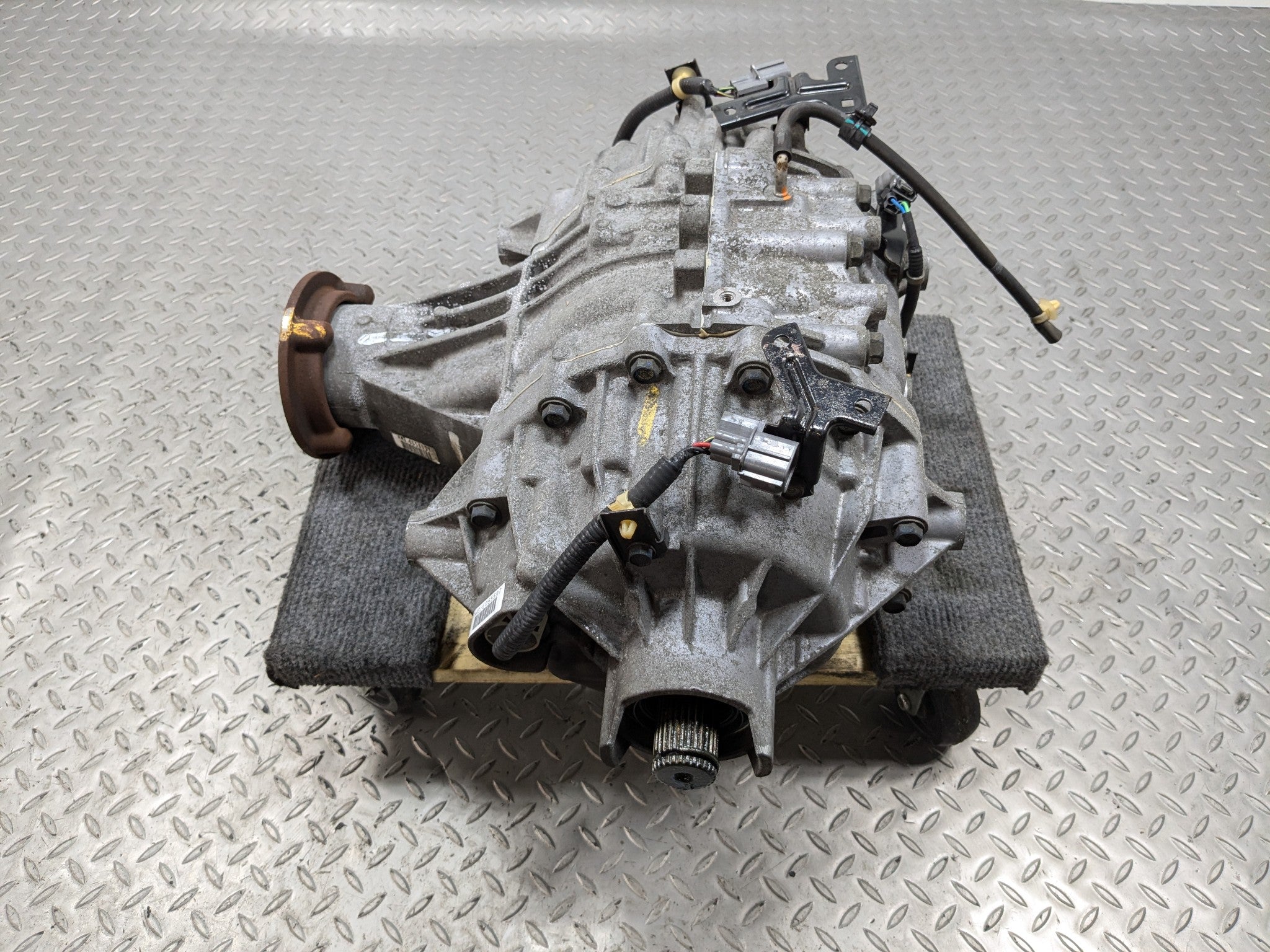 2007 - 2009 ACURA MDX OEM REAR DIFFERENTIAL AXLE CARRIER ASSEMBLY 3.7L