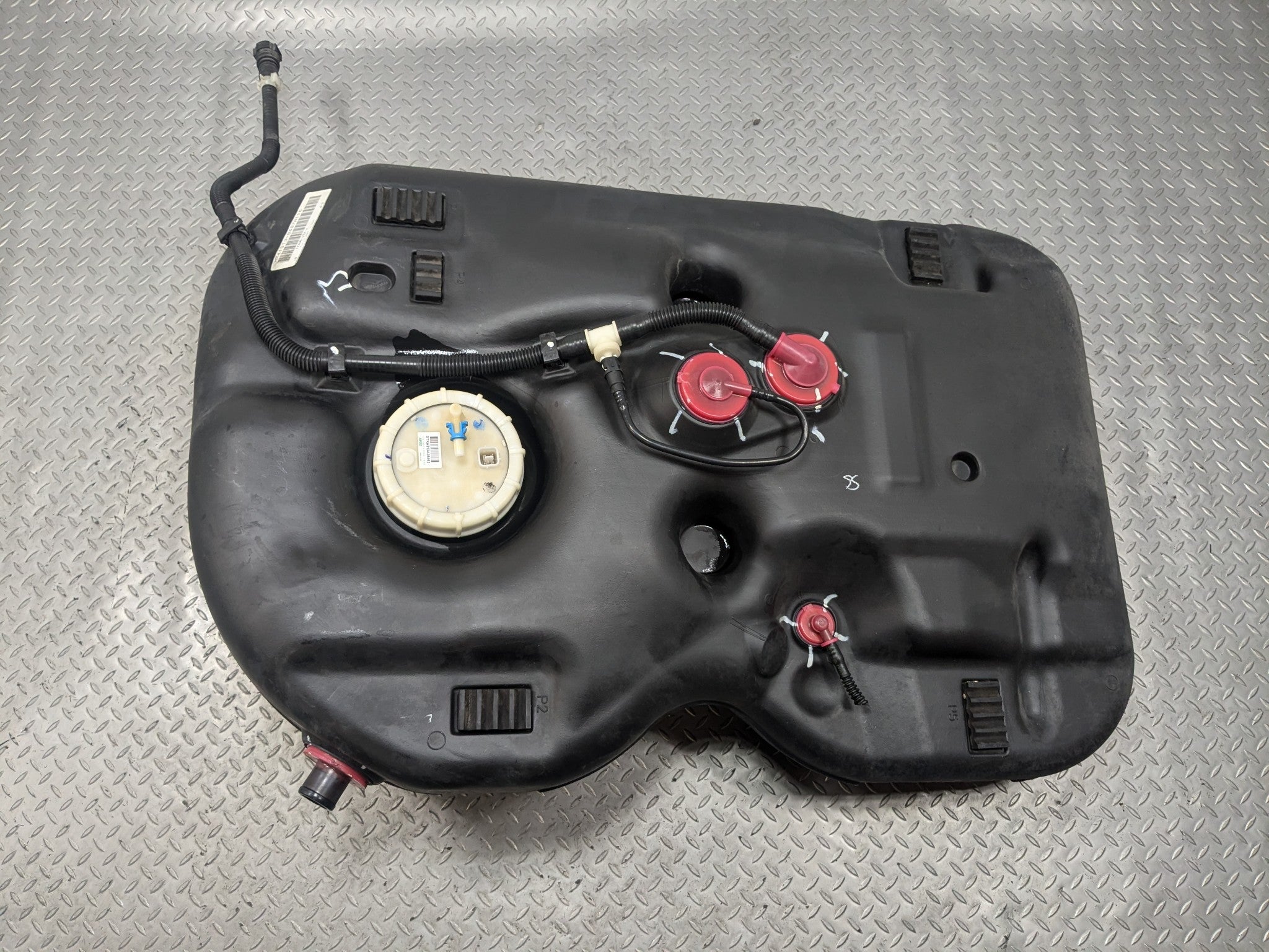 2007 - 2009 ACURA MDX OEM 3.7L GASOLINE FUEL TANK RESERVIOR ASSEMBLY BLACK