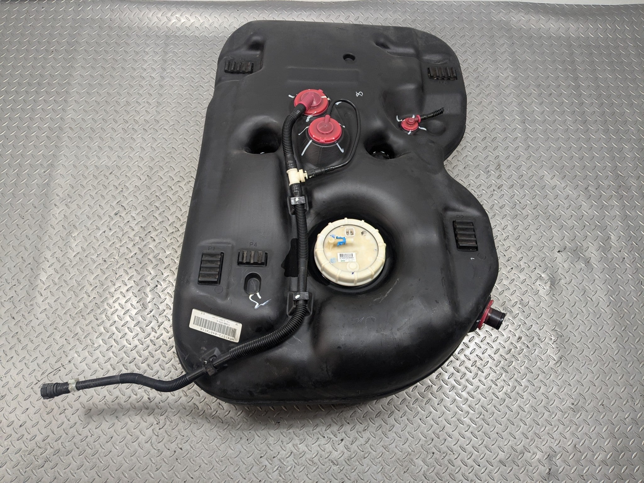 2007 - 2009 ACURA MDX OEM 3.7L GASOLINE FUEL TANK RESERVIOR ASSEMBLY BLACK