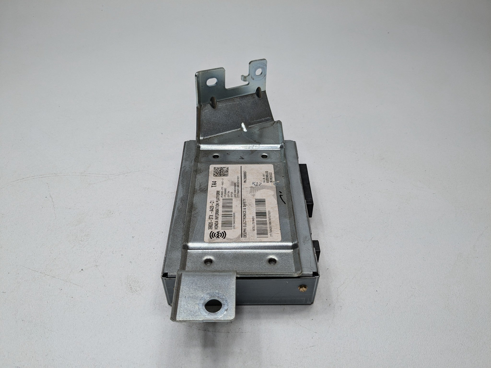 2007 - 2009 ACURA MDX OEM SATELLITE RADIO RECEIVER TUNER CONTROL MODULE UNIT