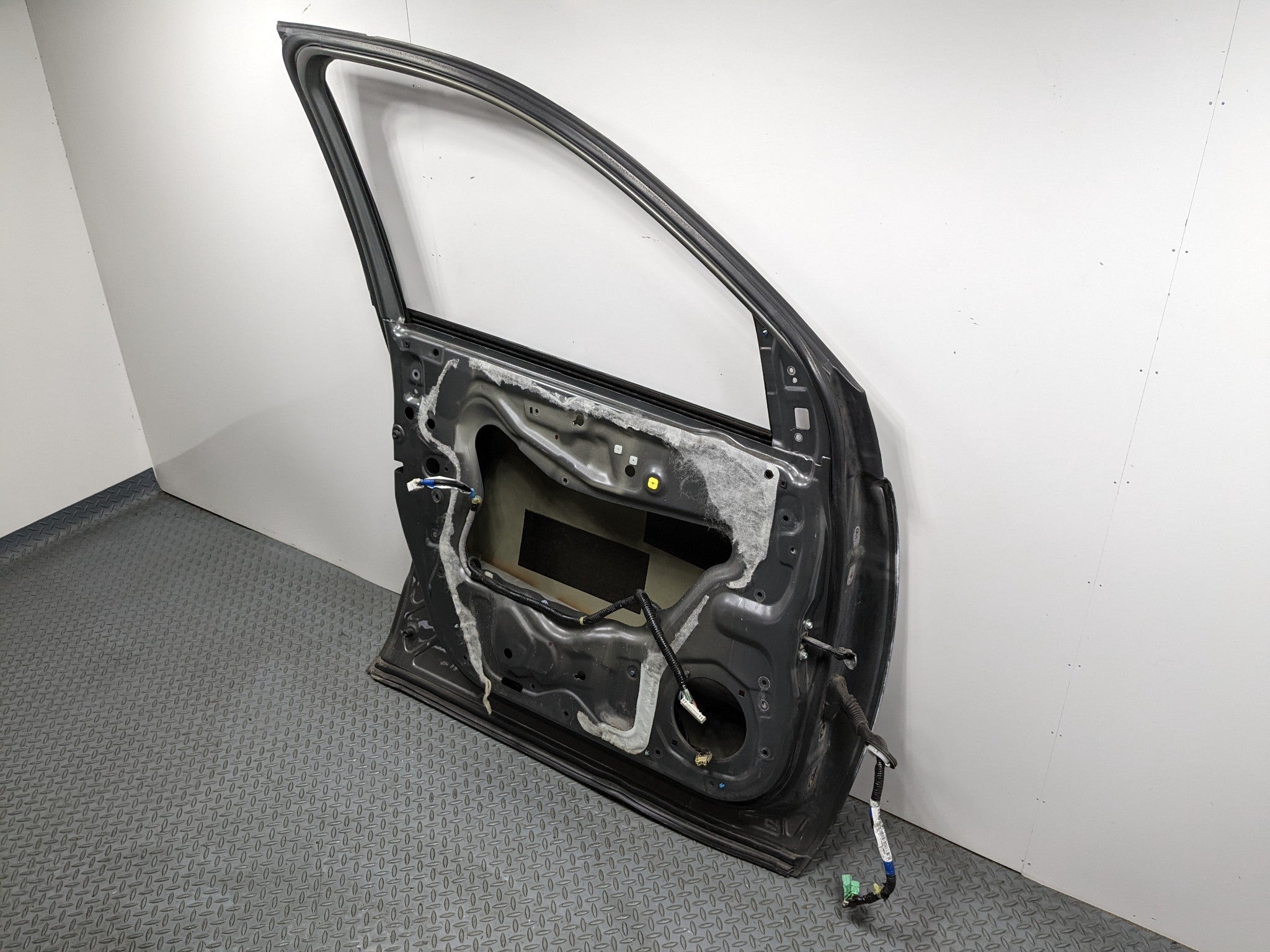 2007 - 2009 ACURA MDX OEM DOOR SHELL PANEL NIMBUS GRAY METALLIC FRONT LEFT SIDE