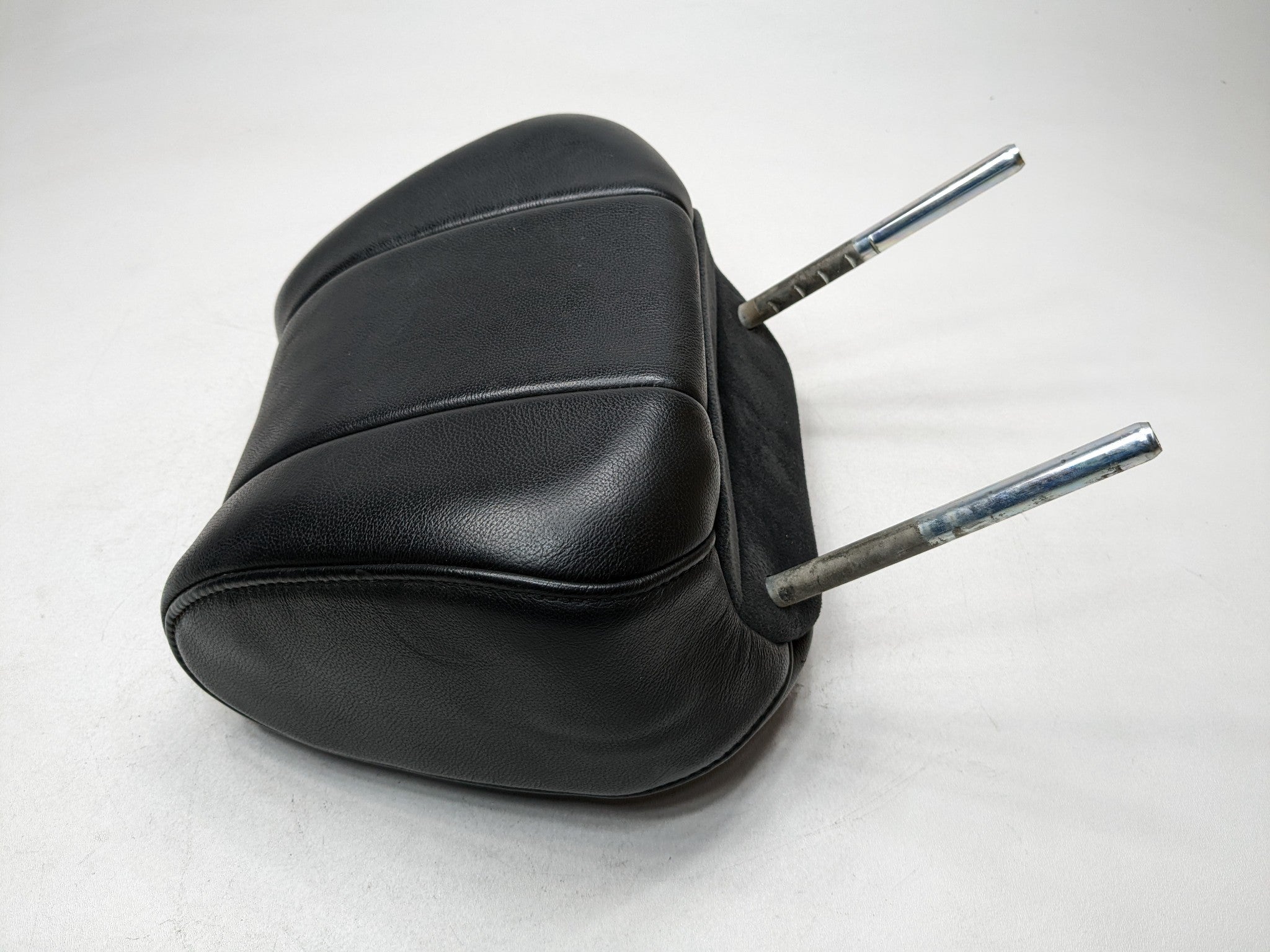 2007 - 2009 ACURA MDX OEM HEADREST BLACK LEATHER FRONT RIGHT PASSENGER SIDE