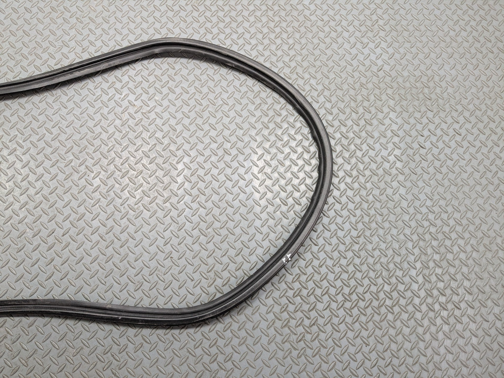 2007 - 2009 ACURA MDX OEM REAR TRUNK LID SEAL WEATHER STRIPING RUBBER