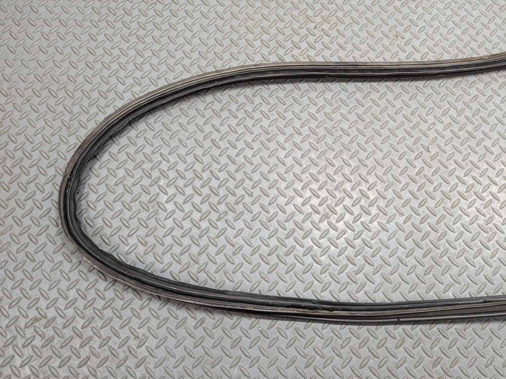2007 - 2009 ACURA MDX OEM REAR TRUNK LID SEAL WEATHER STRIPING RUBBER