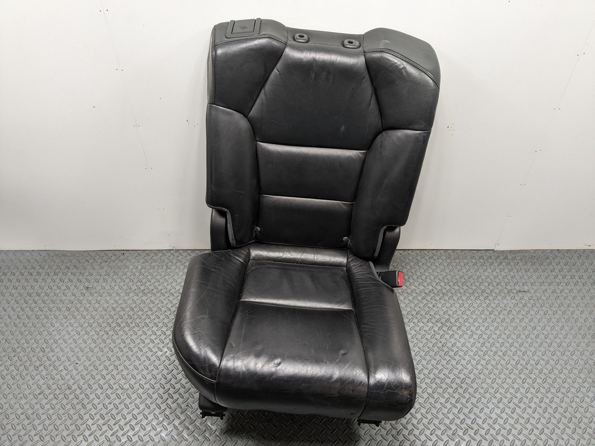 2007 - 2009 ACURA MDX OEM REAR RIGHT SIDE 2ND ROW SEAT ASSEMBLY BLACK LEATHER