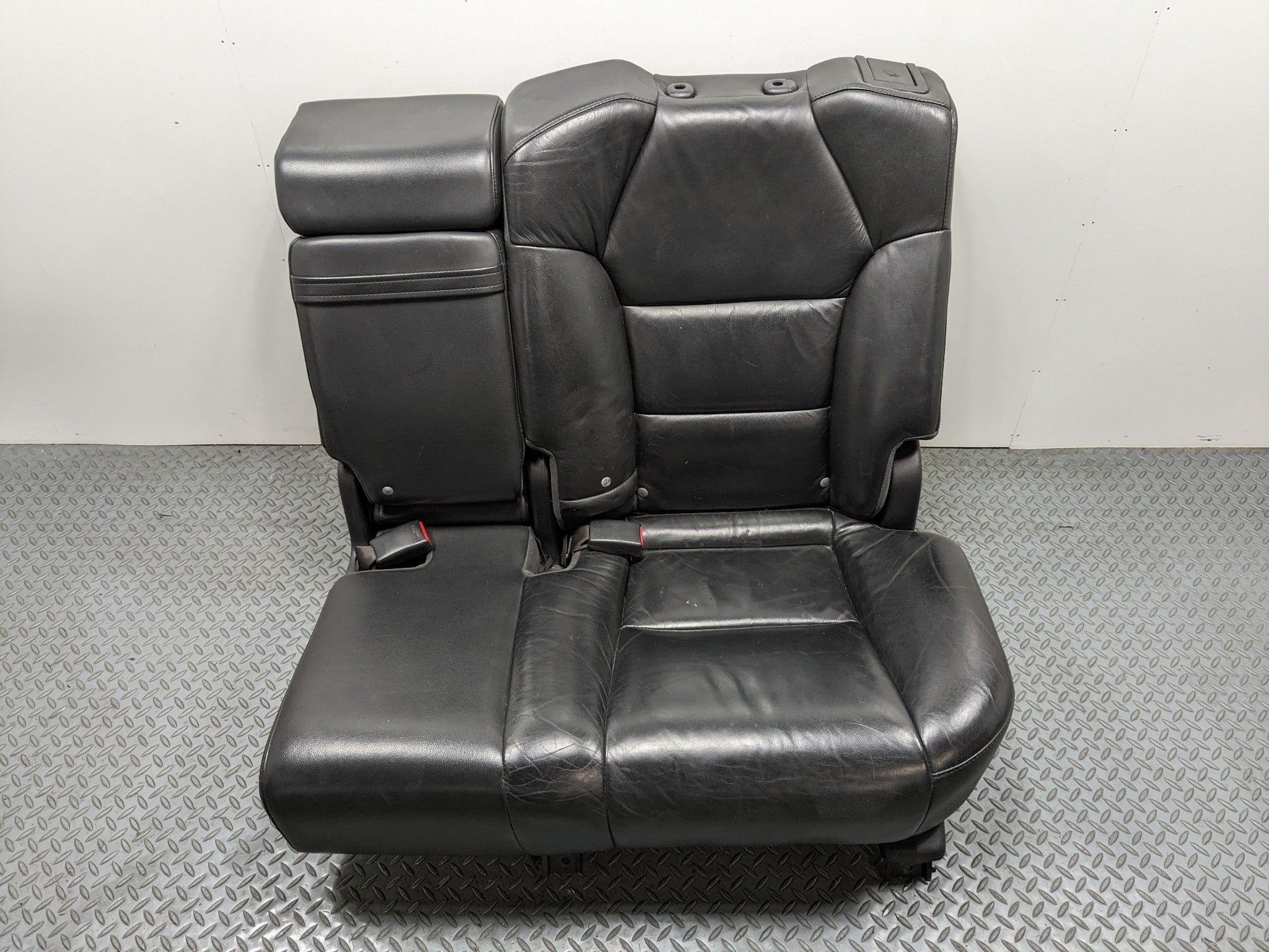 2007 - 2009 ACURA MDX OEM REAR LEFT SIDE 2ND ROW SEAT ASSEMBLY BLACK LEATHER