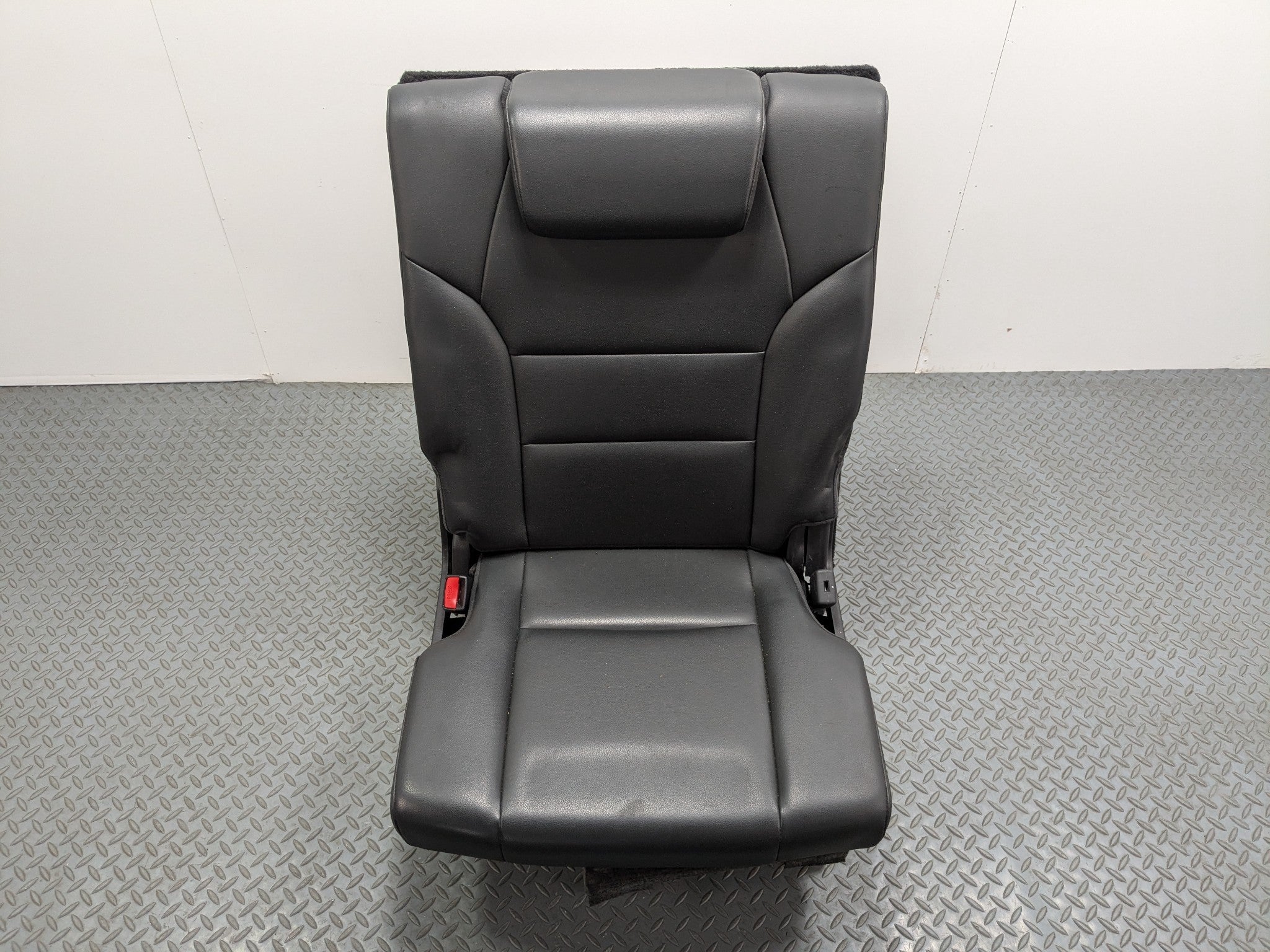 2007 - 2009 ACURA MDX OEM REAR RIGHT SIDE 3RD ROW SEAT ASSEMBLY BLACK LEATHER