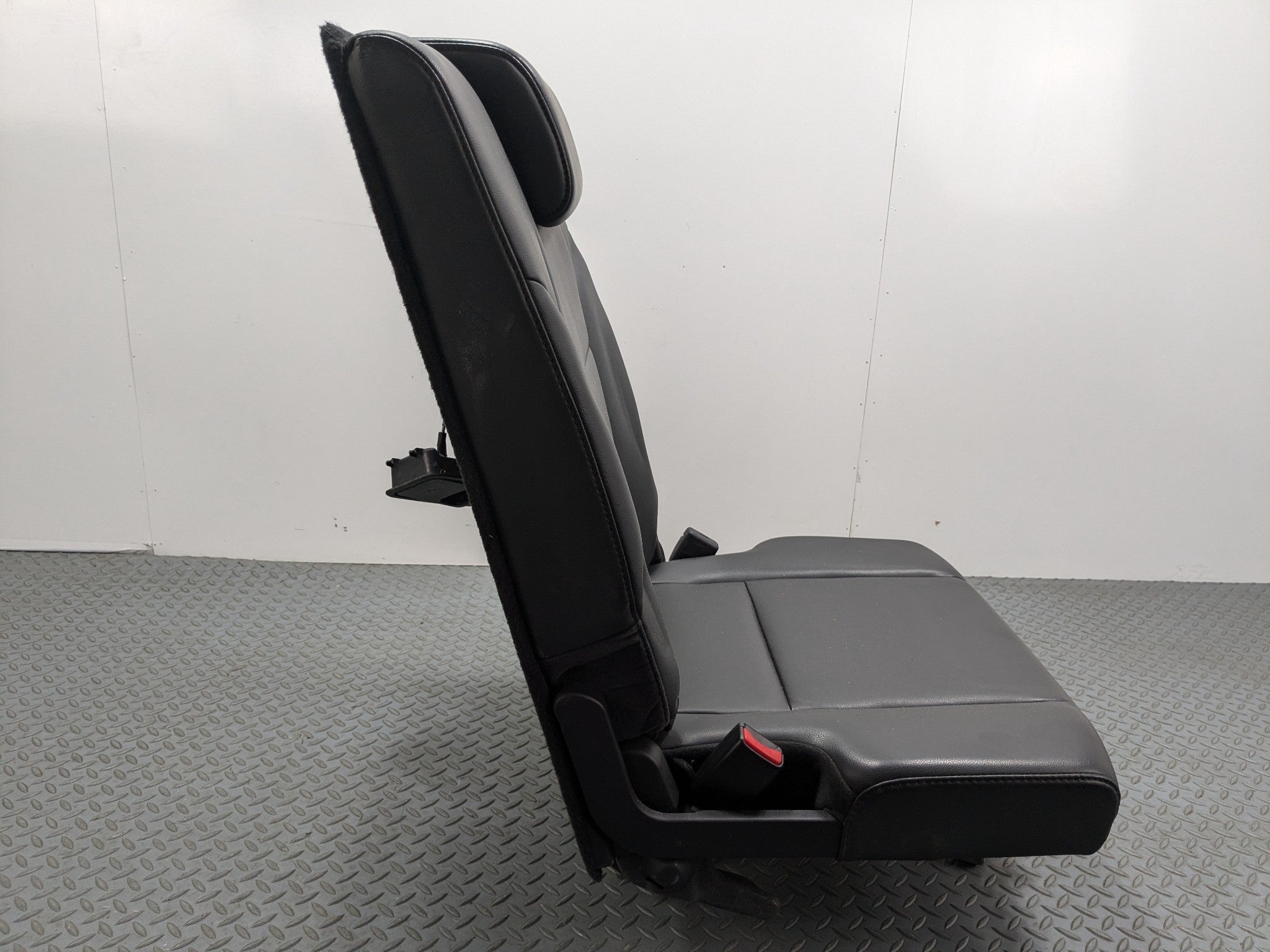 2007 - 2009 ACURA MDX OEM REAR RIGHT SIDE 3RD ROW SEAT ASSEMBLY BLACK LEATHER
