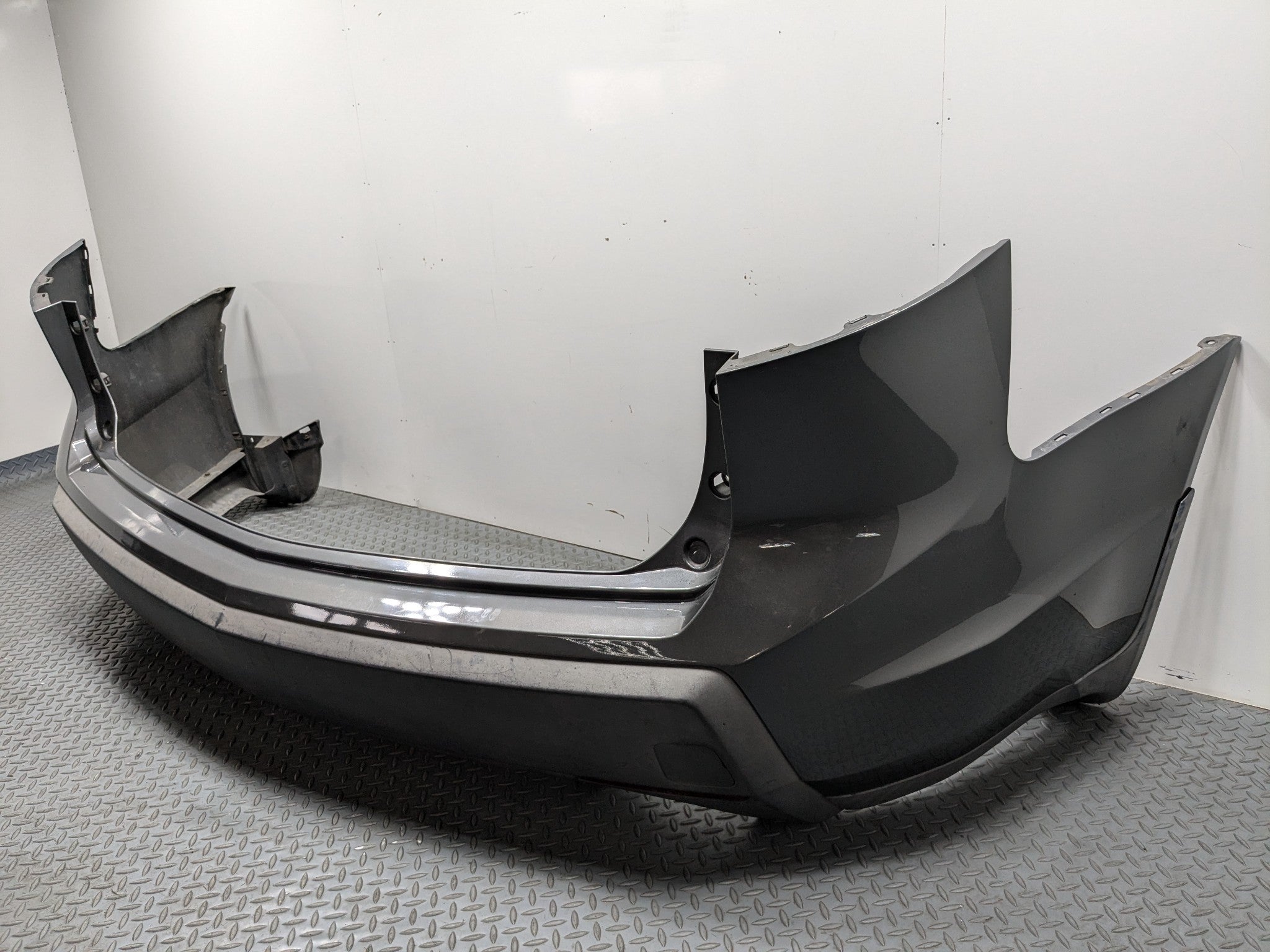 2007 - 2009 ACURA MDX OEM REAR BUMPER COVER PANEL ASSEMBLY NIMBUS GRAY METALLIC
