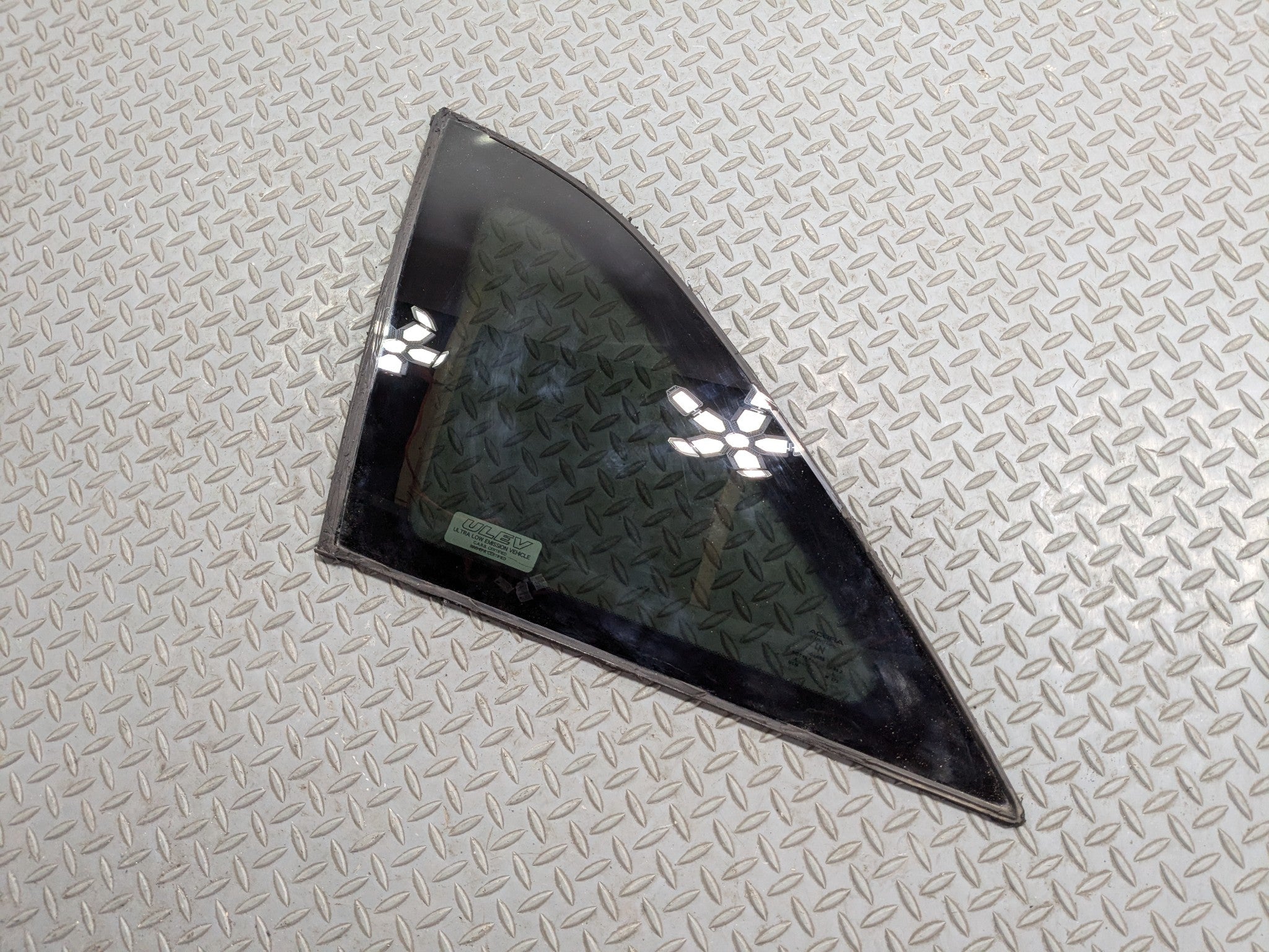 2007 - 2009 ACURA MDX OEM QUARTER GLASS DOOR WINDOW REAR LEFT DRIVER SIDE