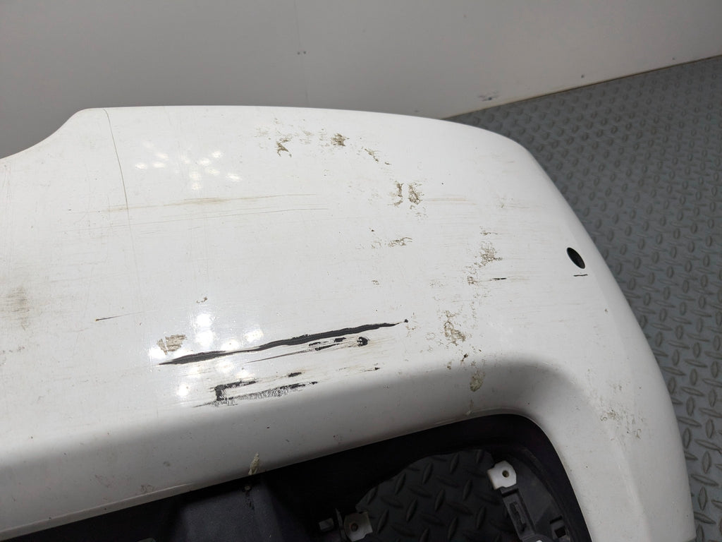 2010 - 2012 LAND ROVER RANGE ROVER OEM FRONT BUMPER COVER PANEL ASSEMBLY WHITE