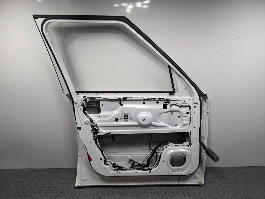10 - 12 LAND ROVER RANGE ROVER OEM DOOR SHELL PANEL WHITE FRONT LEFT DRIVER SIDE