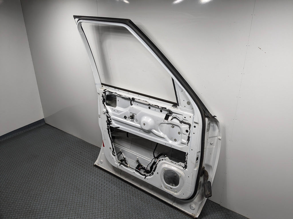 10 - 12 LAND ROVER RANGE ROVER OEM DOOR SHELL PANEL WHITE FRONT LEFT DRIVER SIDE