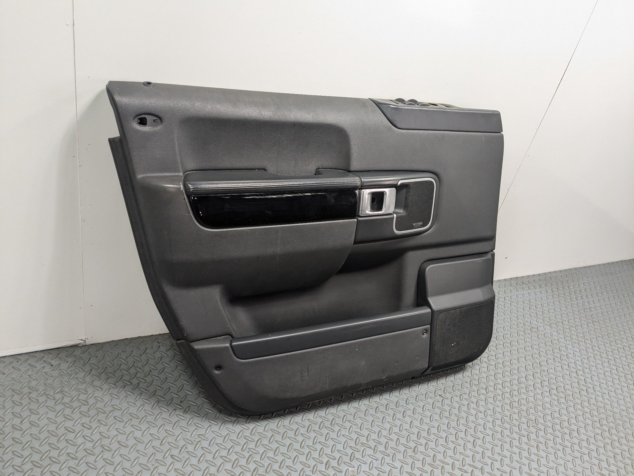 2010 - 2012 LAND ROVER RANGE ROVER OEM FRONT LEFT SIDE INTERIOR DOOR TRIM PANEL