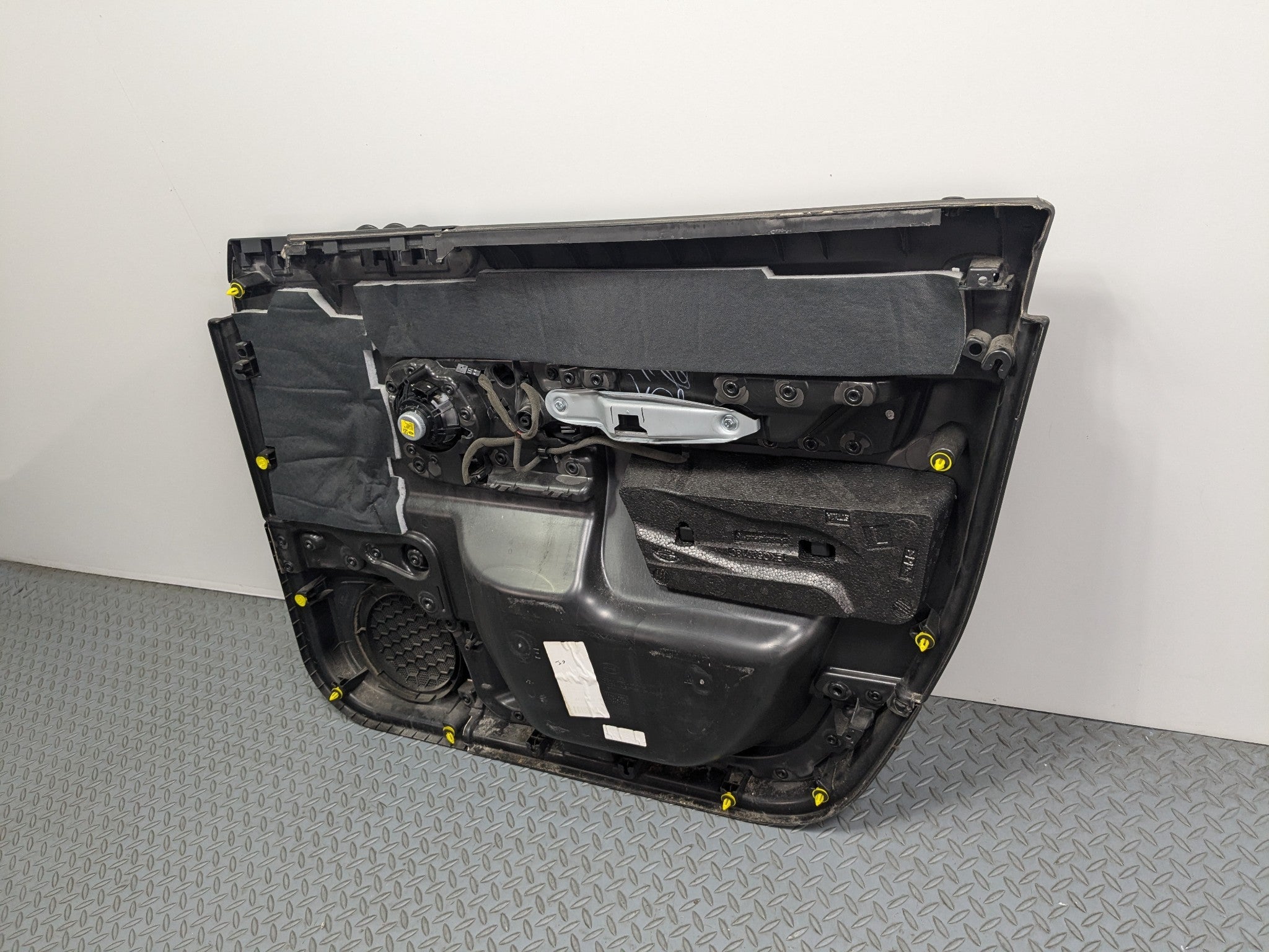 2010 - 2012 LAND ROVER RANGE ROVER OEM FRONT LEFT SIDE INTERIOR DOOR TRIM PANEL