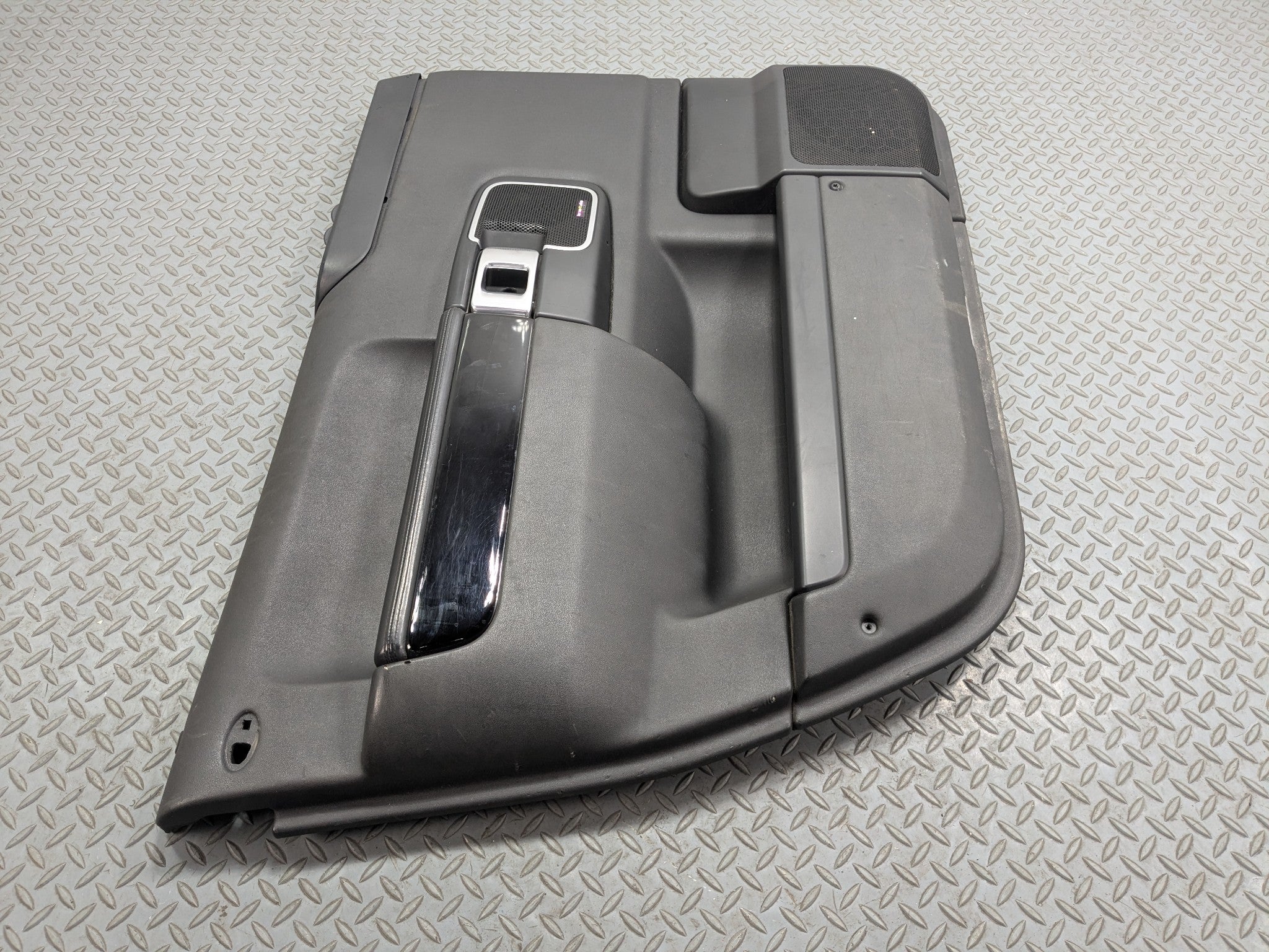 2010 - 2012 LAND ROVER RANGE ROVER OEM FRONT LEFT SIDE INTERIOR DOOR TRIM PANEL