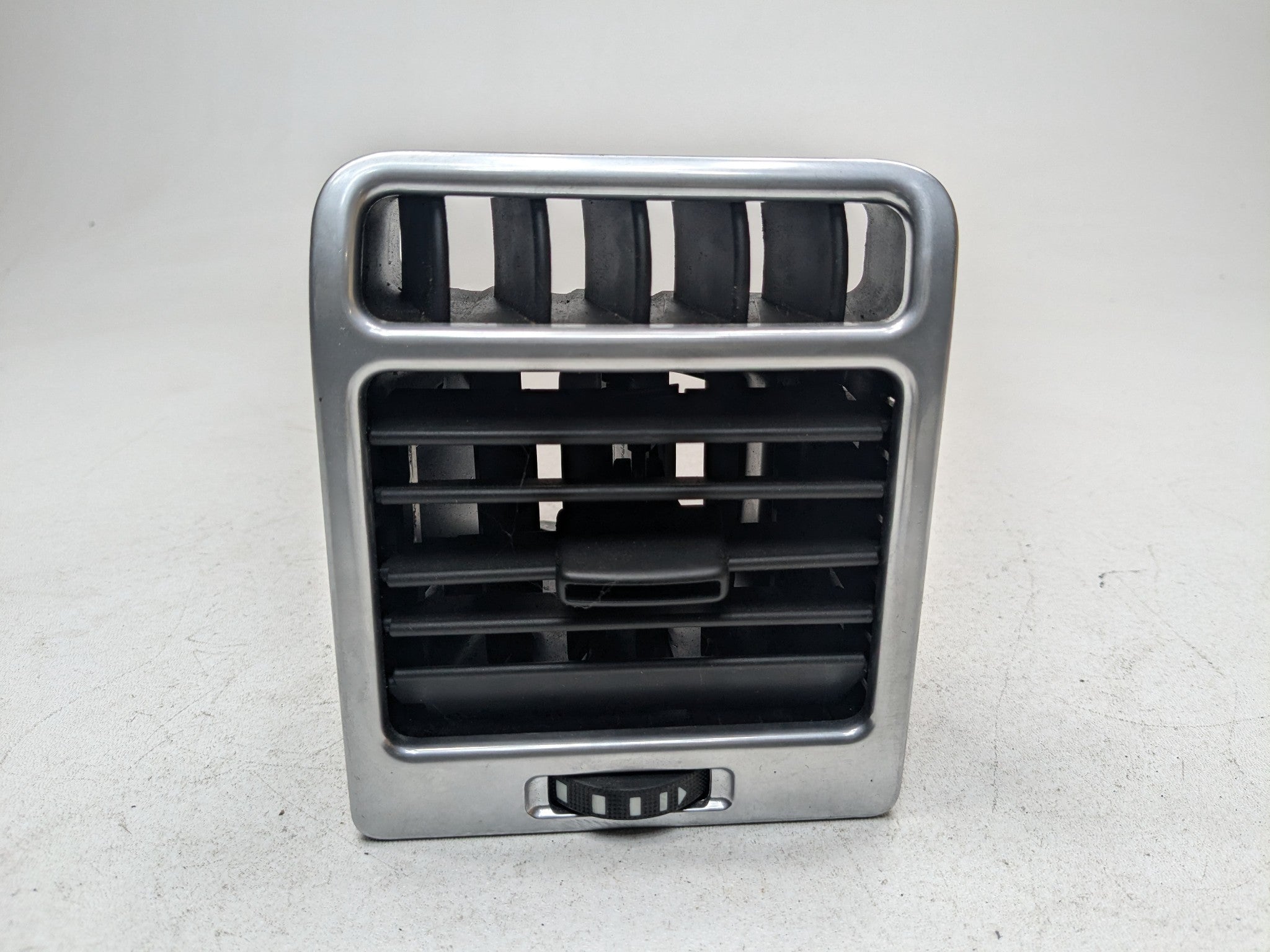 10 - 12 LAND ROVER RANGE ROVER OEM FRONT RIGHT PASSENGER SIDE AC HEATER VENTS