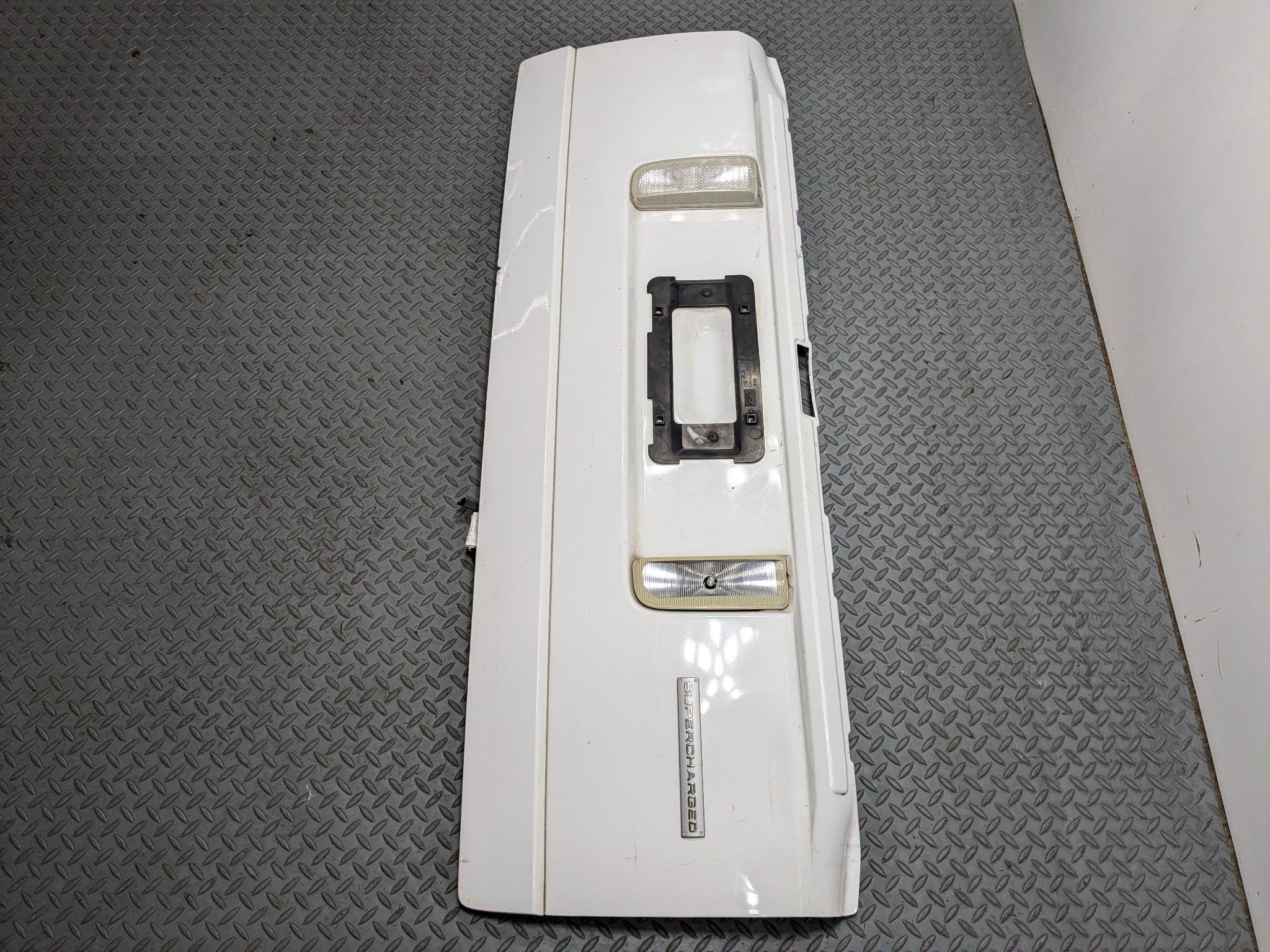 2010 - 2012 LAND ROVER RANGE ROVER OEM LOWER TAILGATE TRUNK LID SHELL PANEL