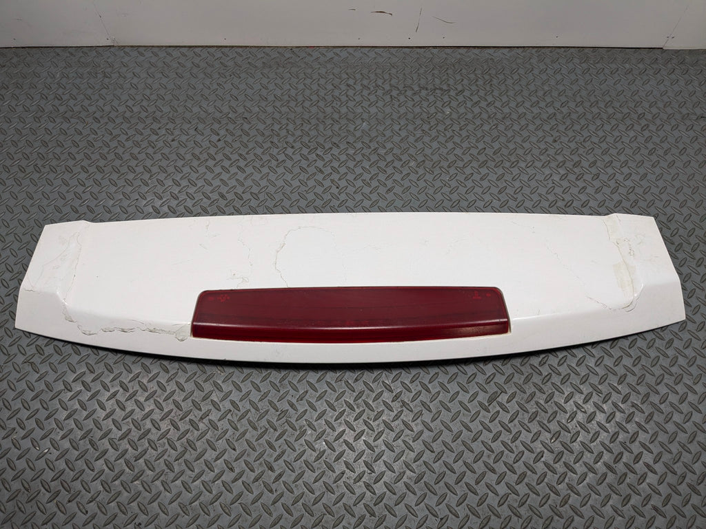 2010 - 2012 LAND ROVER RANGE ROVER OEM REAR SPOILER WING WHITE WITH STOP LIGHT