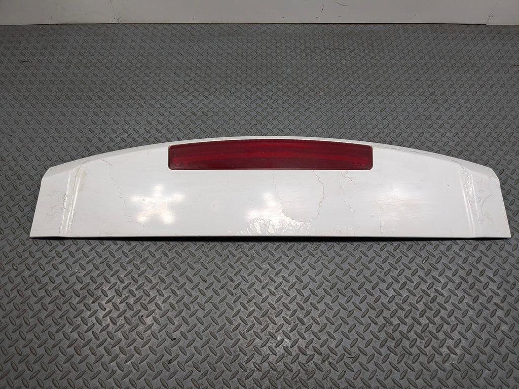 2010 - 2012 LAND ROVER RANGE ROVER OEM REAR SPOILER WING WHITE WITH STOP LIGHT