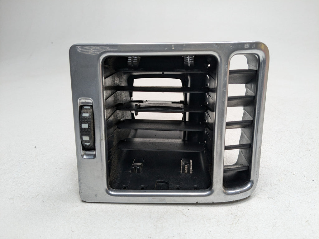 2010 - 2012 LAND ROVER RANGE ROVER OEM FRONT LEFT DRIVER SIDE AC HEATER VENTS