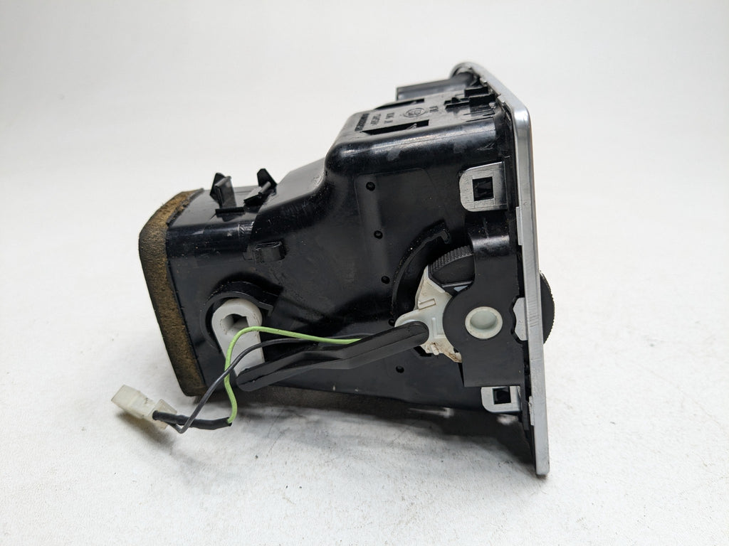 2010 - 2012 LAND ROVER RANGE ROVER OEM FRONT LEFT DRIVER SIDE AC HEATER VENTS