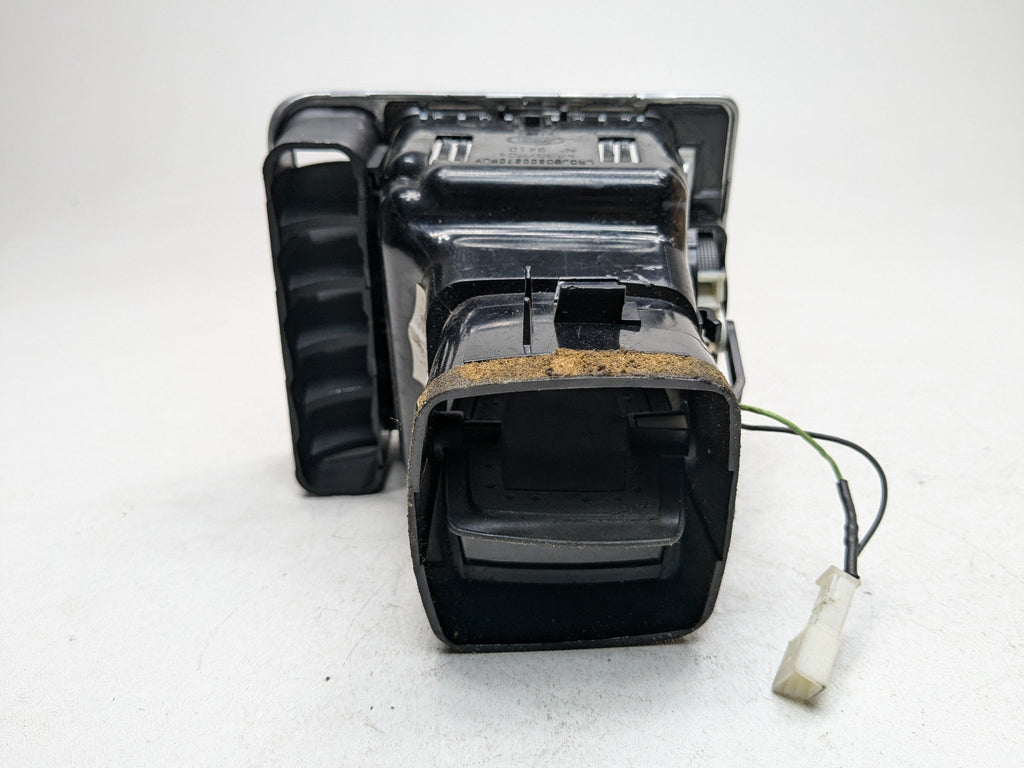 2010 - 2012 LAND ROVER RANGE ROVER OEM FRONT LEFT DRIVER SIDE AC HEATER VENTS