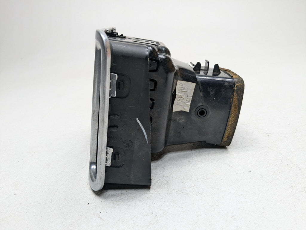 2010 - 2012 LAND ROVER RANGE ROVER OEM FRONT LEFT DRIVER SIDE AC HEATER VENTS