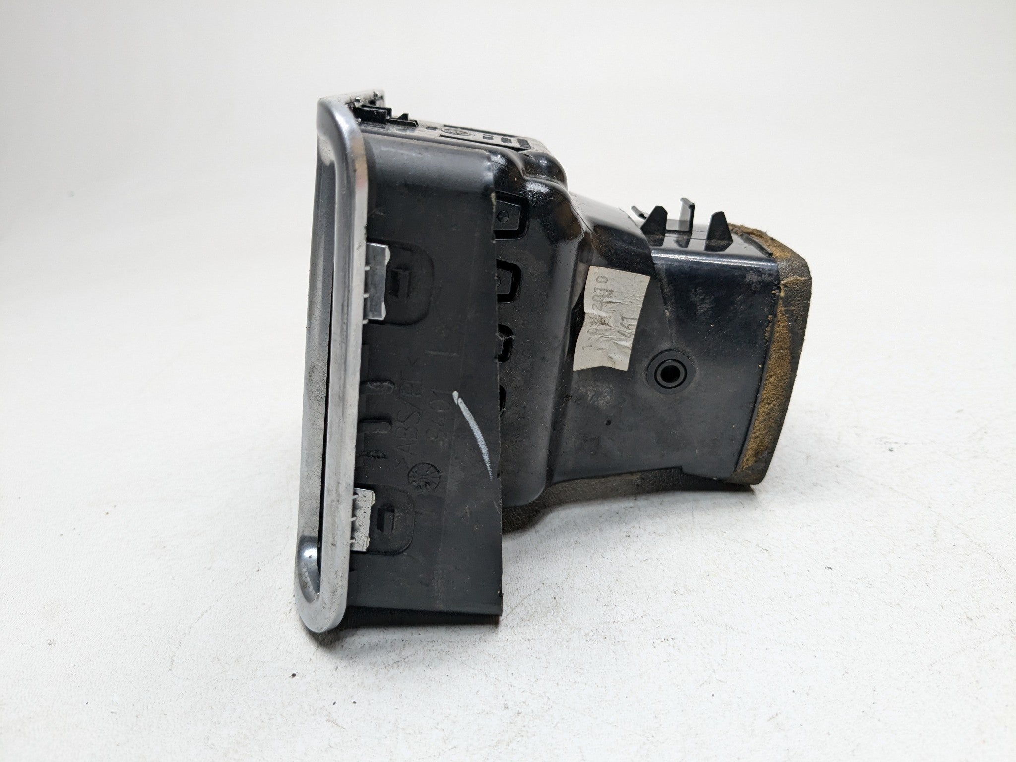 2010 - 2012 LAND ROVER RANGE ROVER OEM FRONT LEFT DRIVER SIDE AC HEATER VENTS