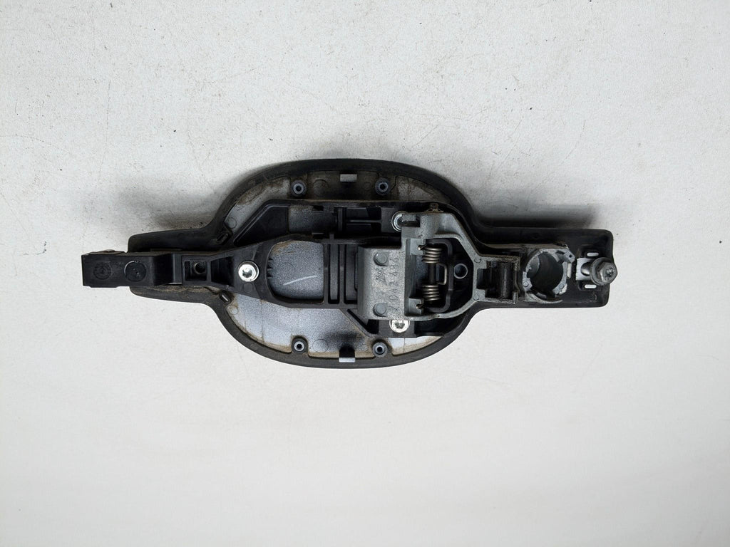 2010 - 2012 LAND ROVER RANGE ROVER OEM EXTERIOR DOOR HANDLE FRONT RIGHT SIDE