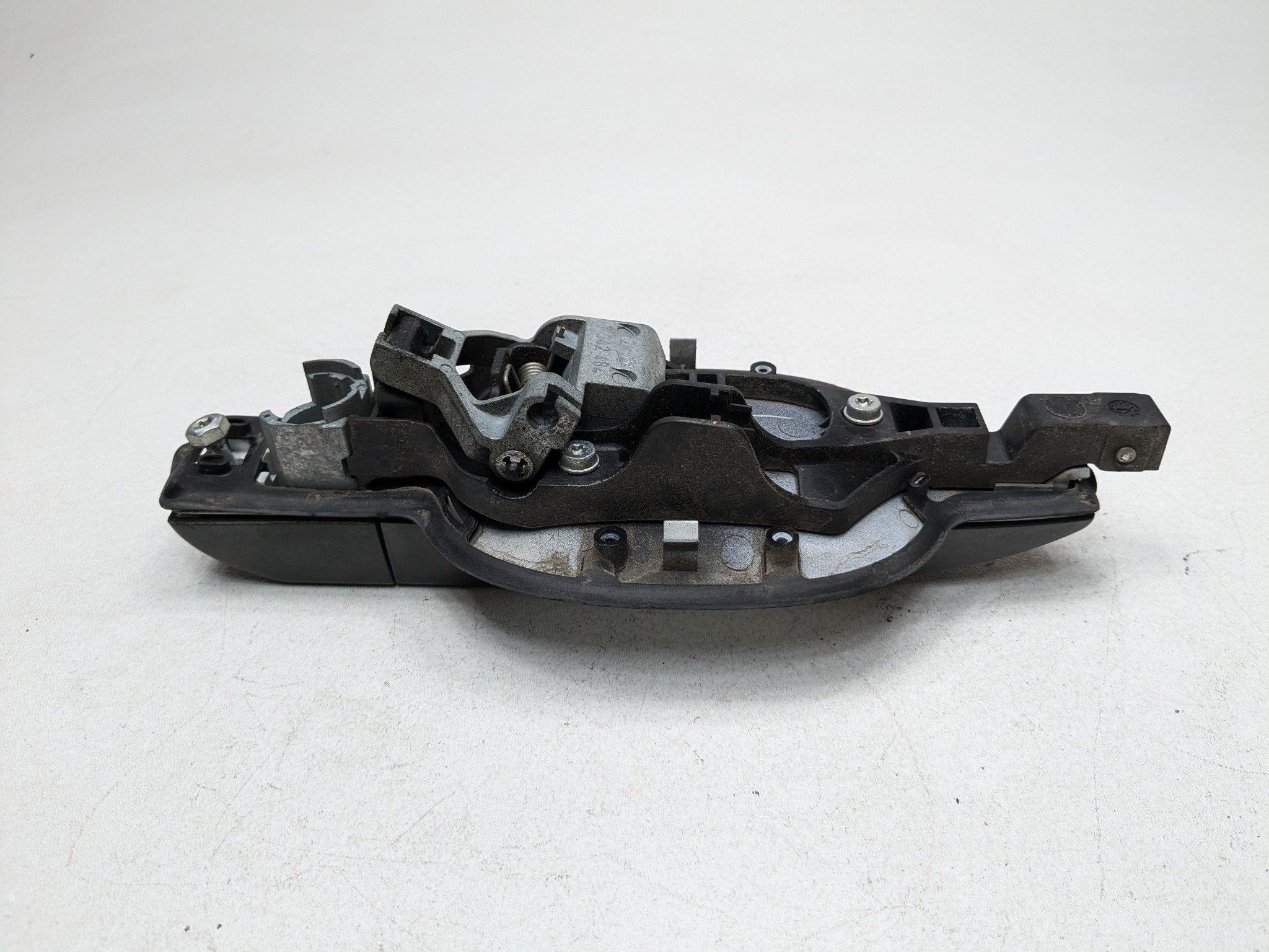 2010 - 2012 LAND ROVER RANGE ROVER OEM EXTERIOR DOOR HANDLE REAR RIGHT SIDE