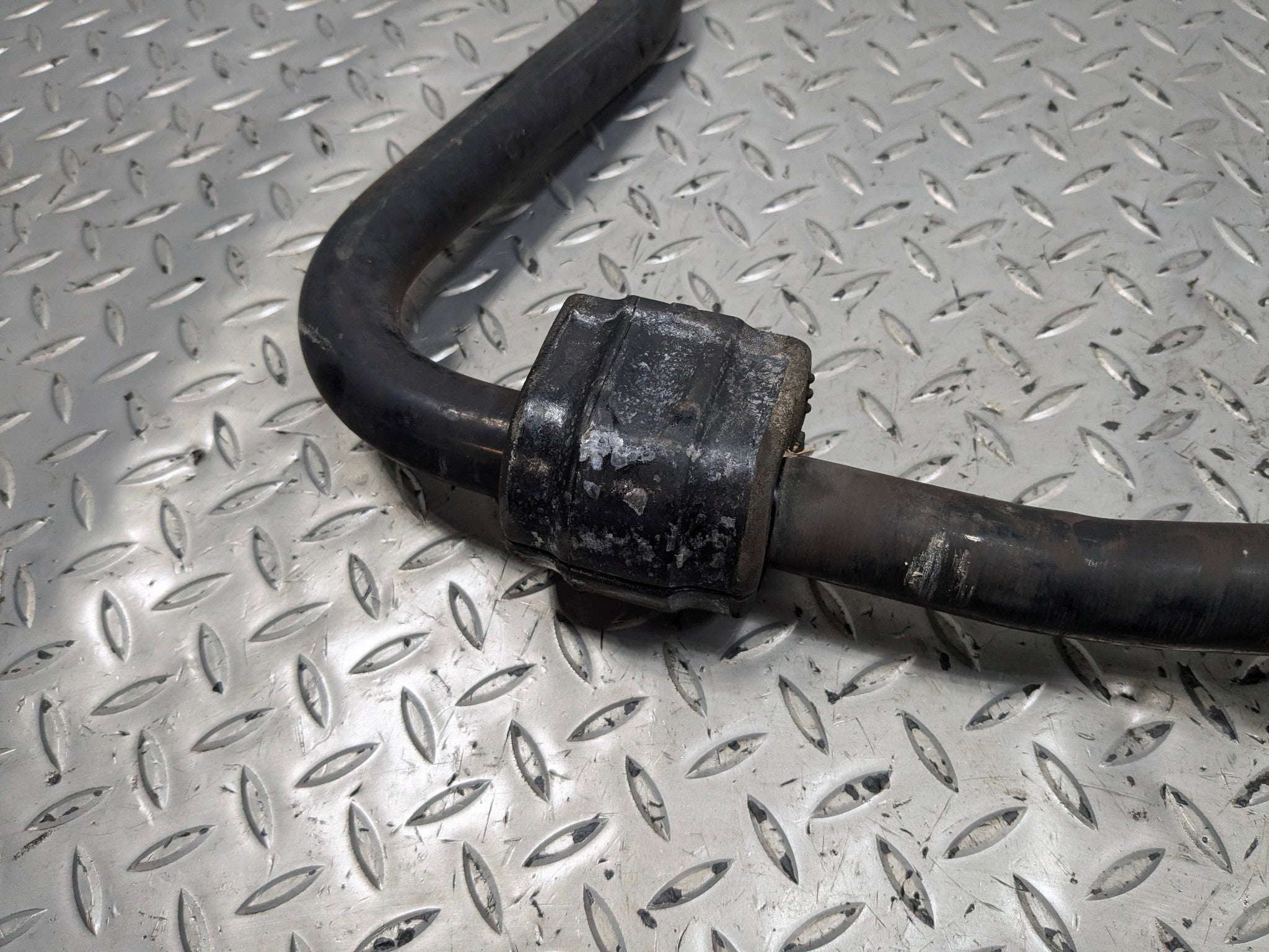 10 - 12 LAND ROVER RANGE ROVER OEM STABILIZER SWAY BAR SUSPENSION ANTI ROLL REAR