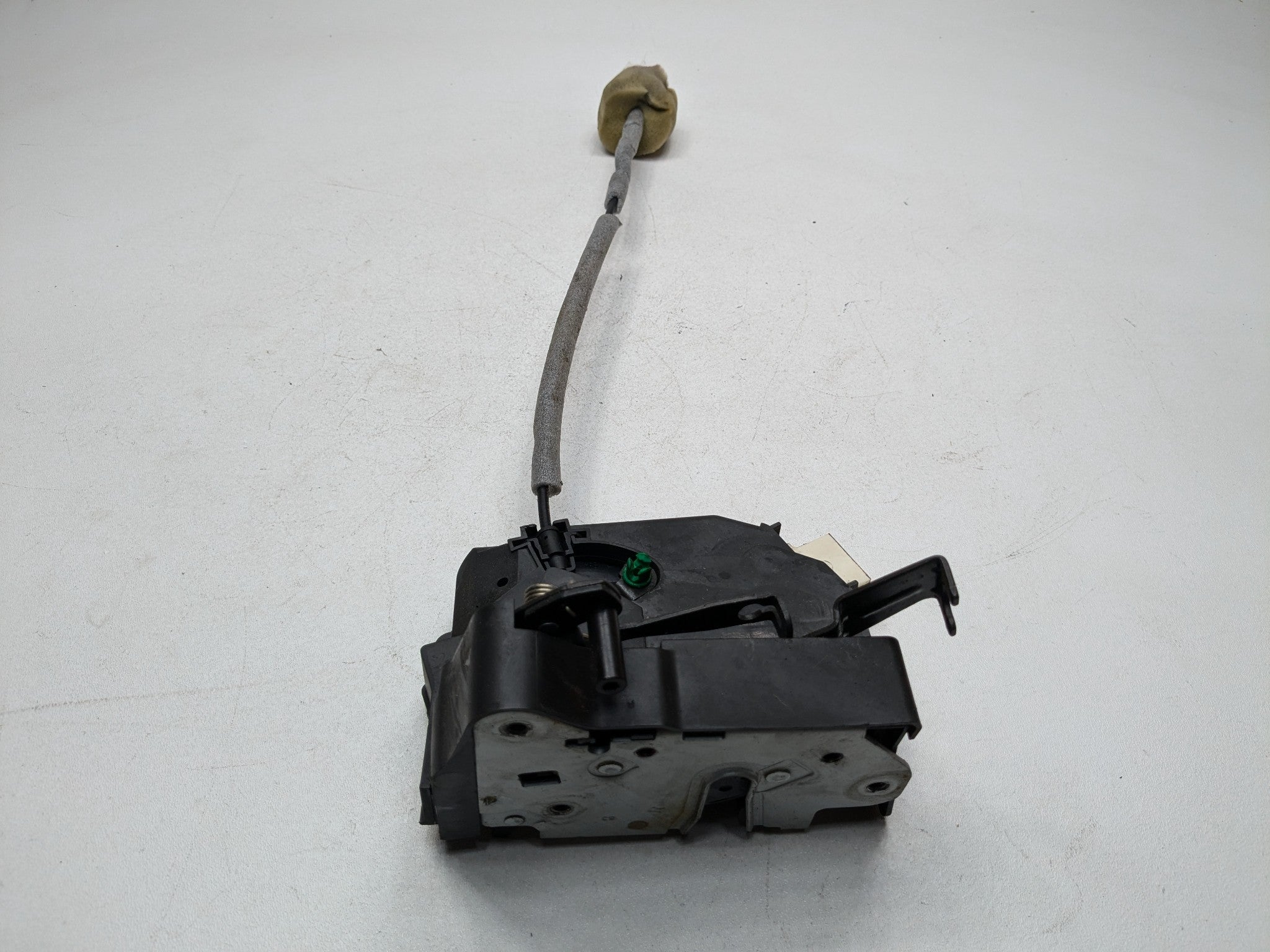 2010 - 2012 LAND ROVER RANGE ROVER OEM DOOR LOCK LATCH ACTUATOR REAR RIGHT SIDE
