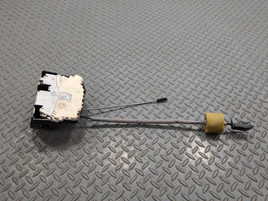 2010 - 2012 LAND ROVER RANGE ROVER OEM DOOR LOCK LATCH ACTUATOR FRONT RIGHT