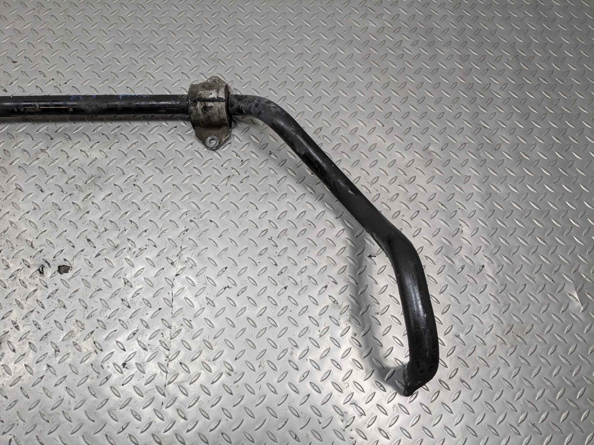 2010 - 2012 LAND ROVER RANGE ROVER OEM FRONT STABILIZER SWAY BAR ASSEMBLY