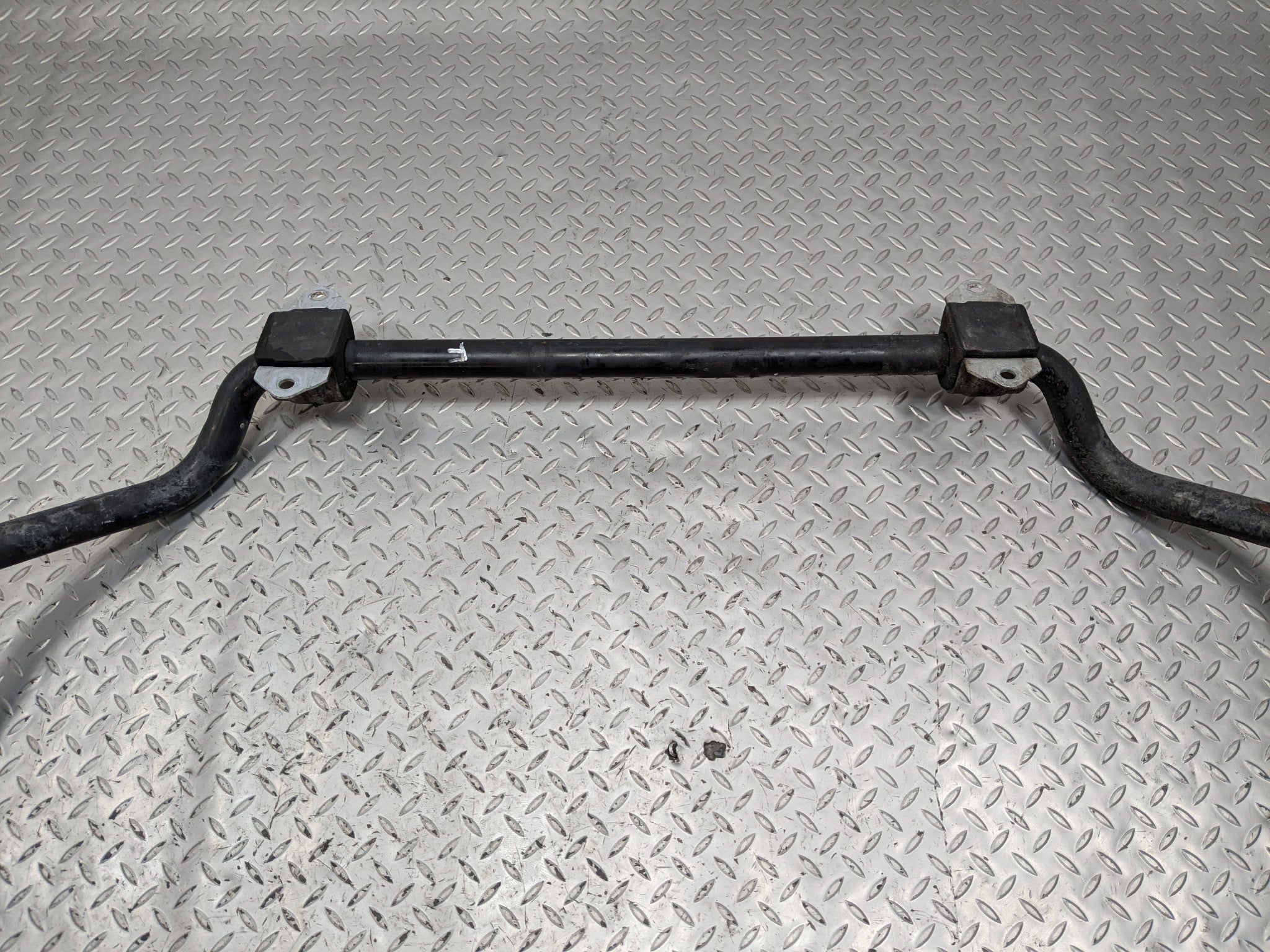 2010 - 2012 LAND ROVER RANGE ROVER OEM FRONT STABILIZER SWAY BAR ASSEMBLY