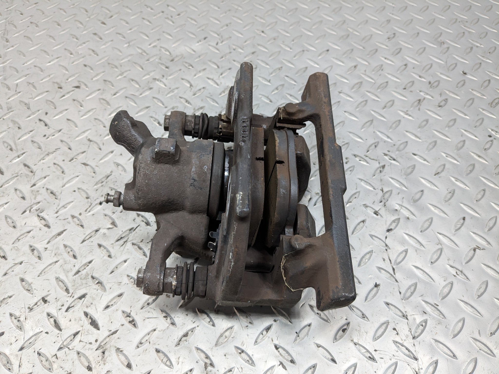 2010 - 2012 LAND ROVER RANGE ROVER OEM BRAKE CALIPER REAR RIGHT PASSENGER SIDE