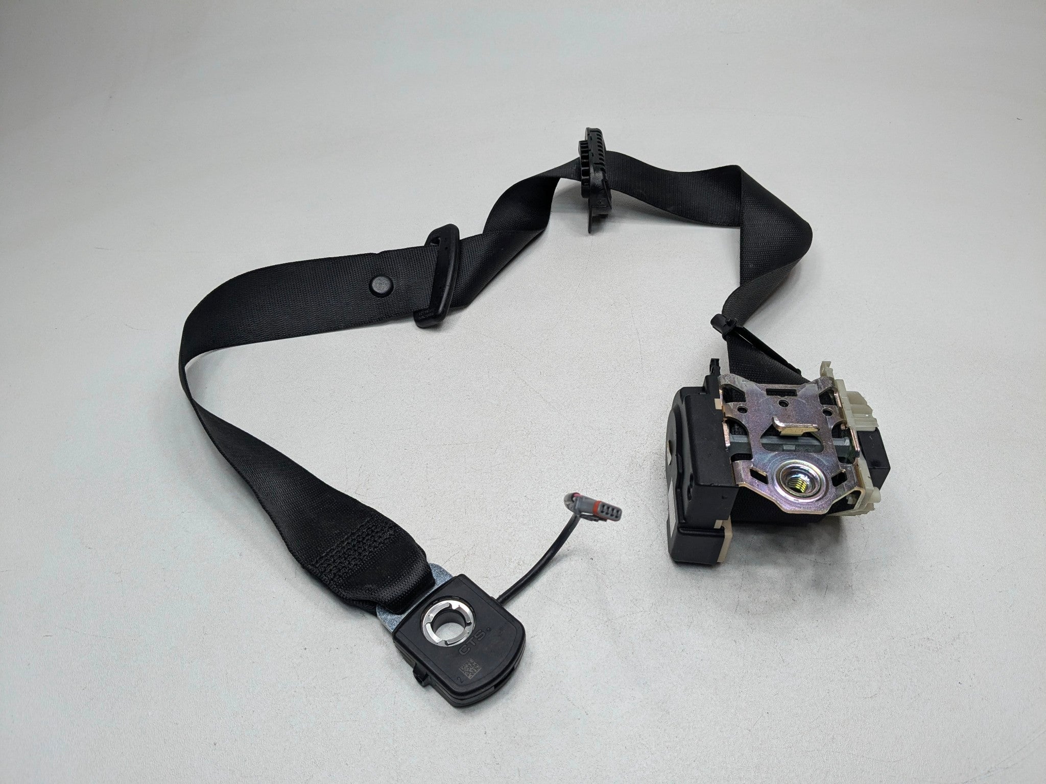 10 - 12 LAND ROVER RANGE ROVER OEM SEAT BELT RETRACTOR ASSEMBLY FRONT RIGHT SIDE