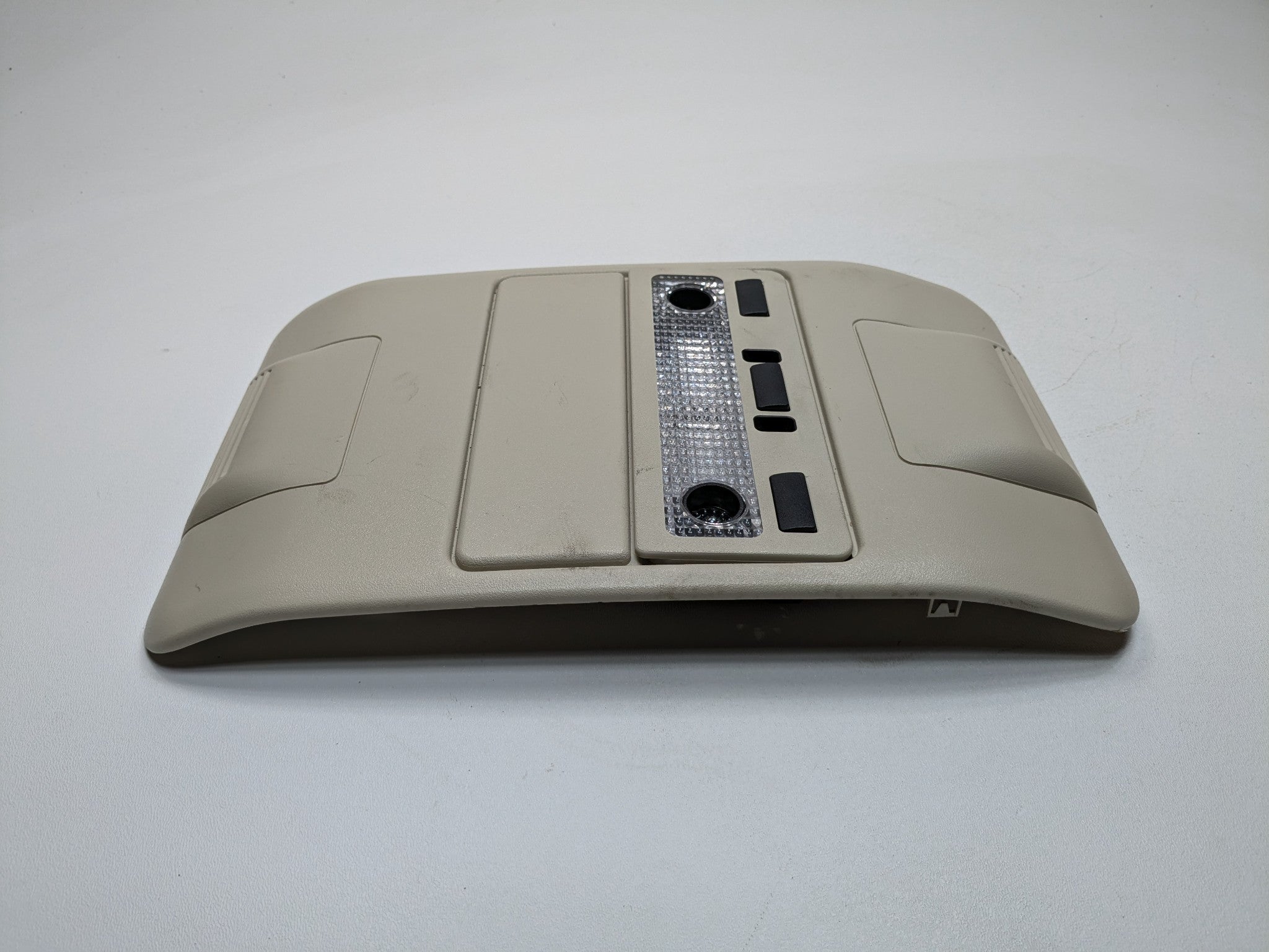 10 - 12 LAND ROVER RANGE ROVER OEM REAR OVERHEAD INTERIOR DOME LIGHT LAMP